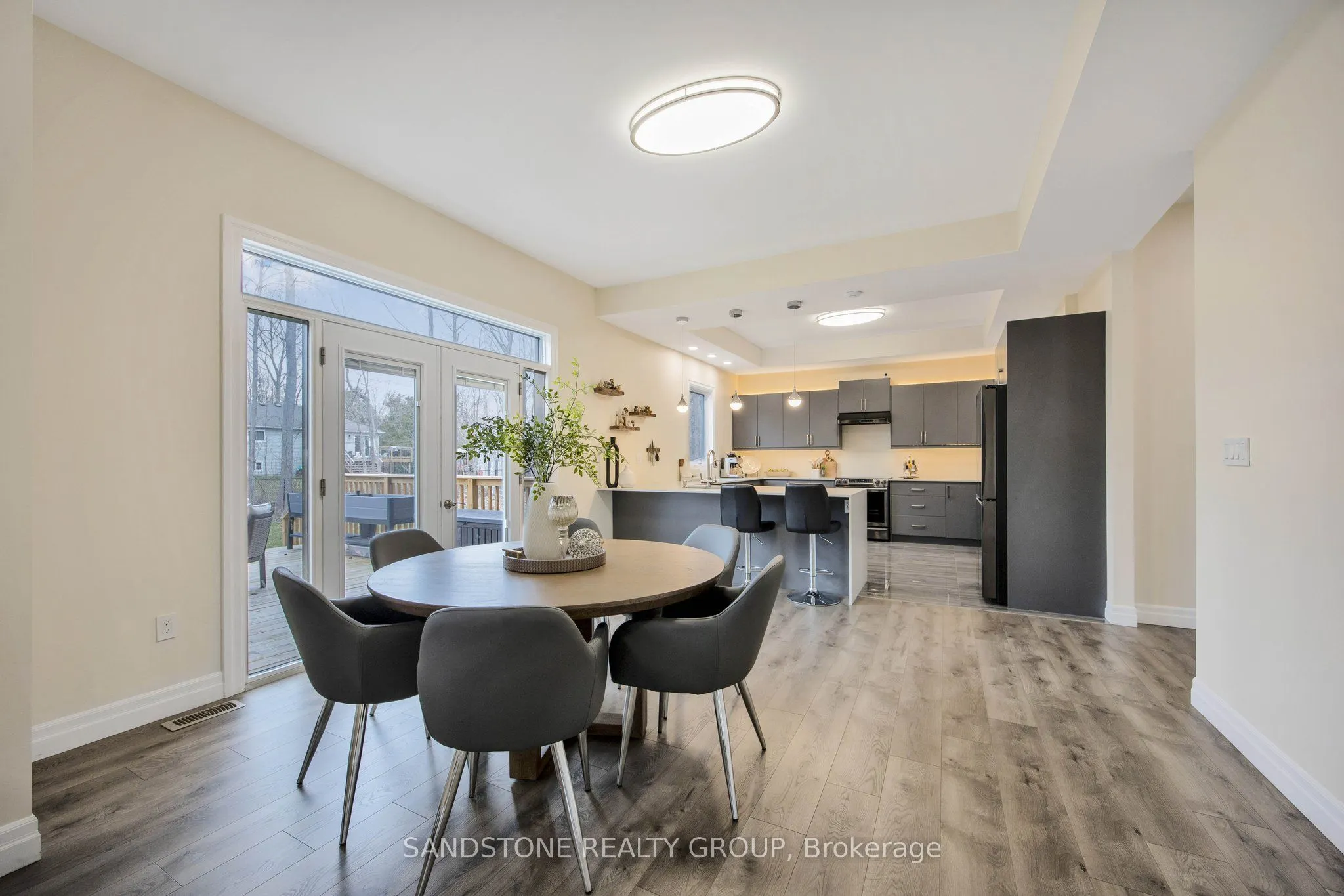 6 Dorothys Drive