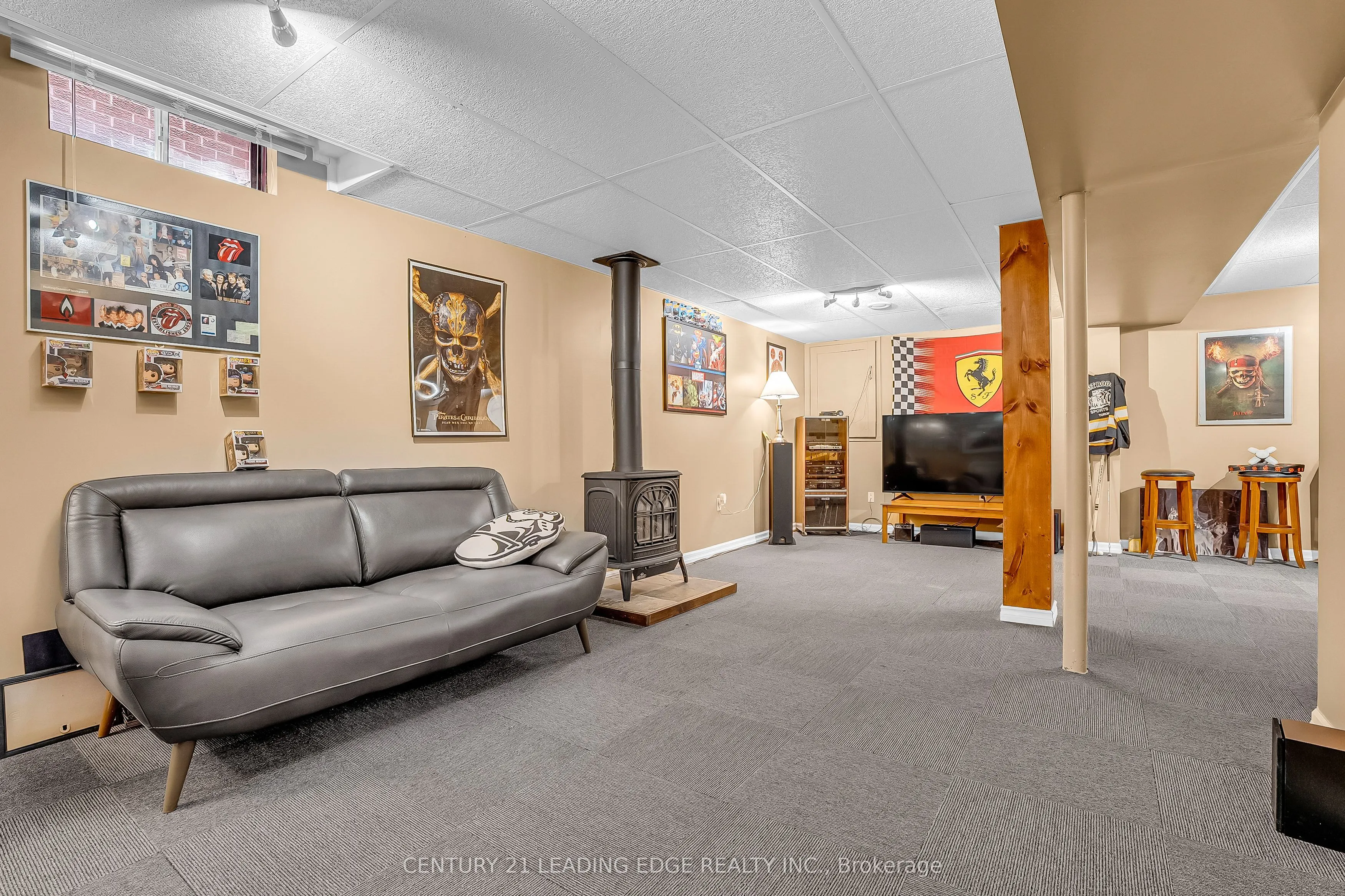 21 Brushwood Crescent
