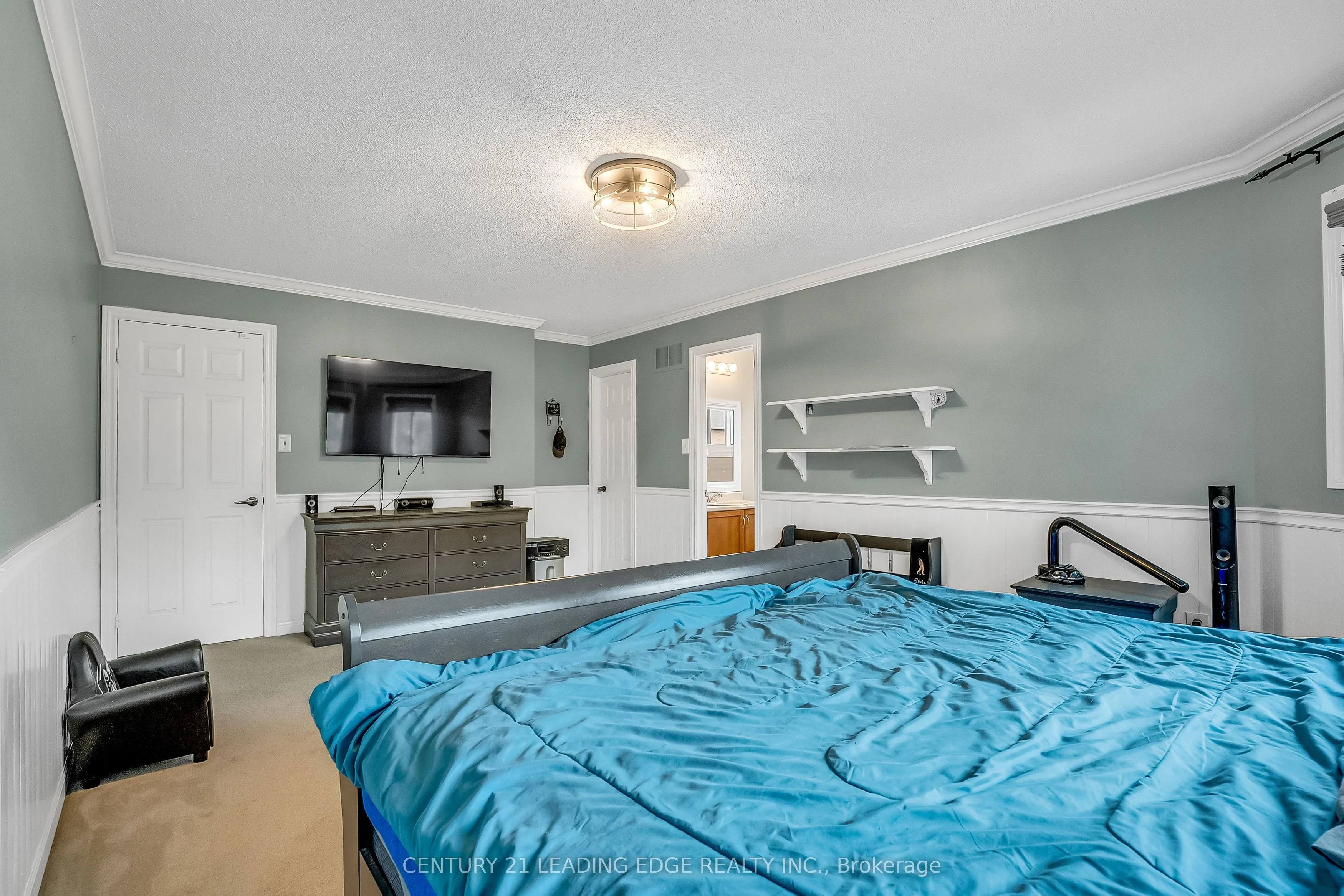 21 Brushwood Crescent