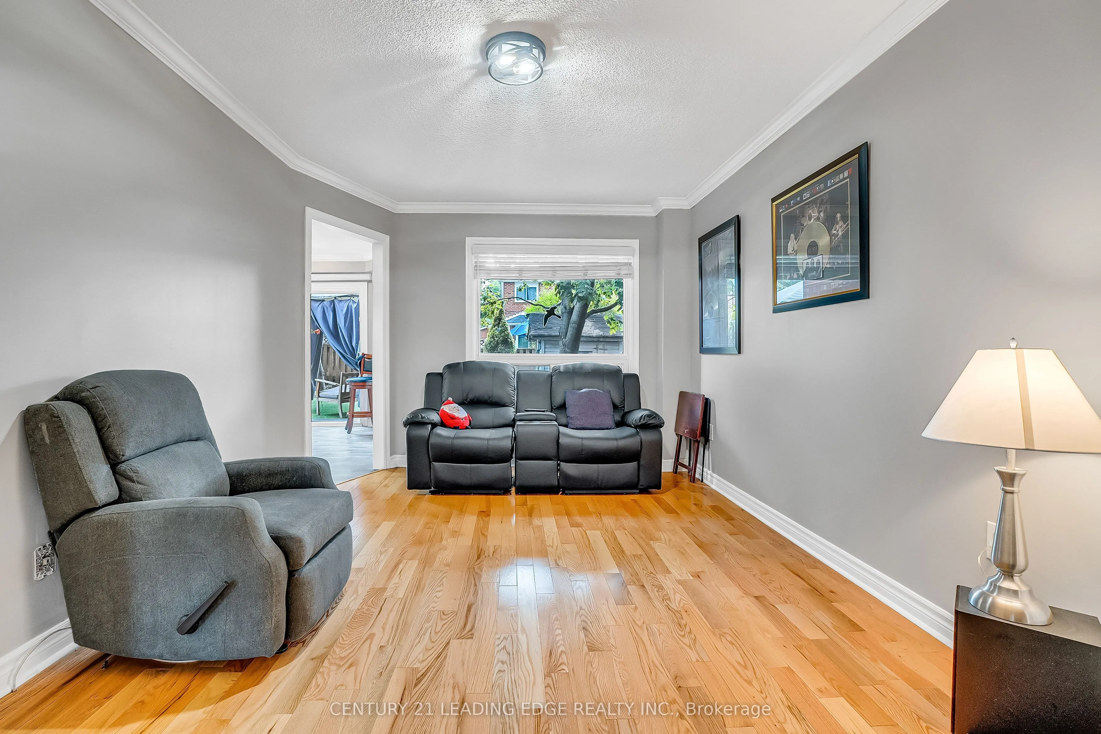 21 Brushwood Crescent
