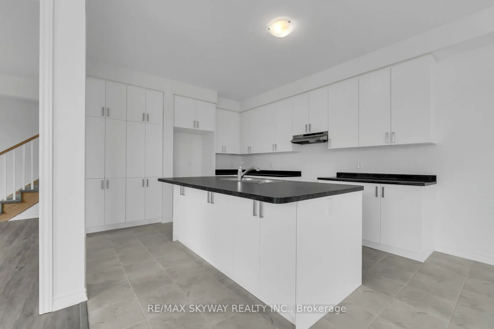 2 Sassafras Road