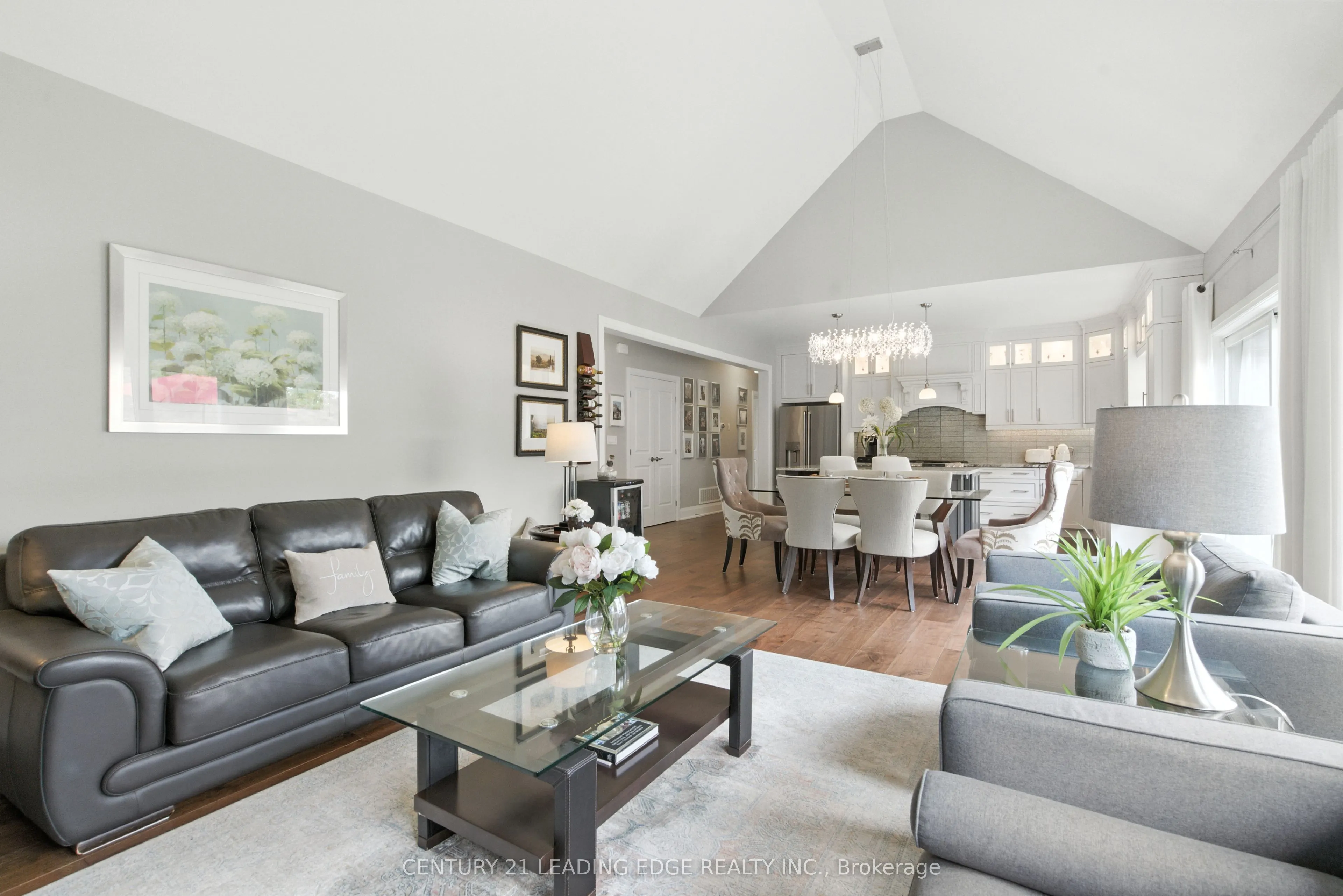 43 Thoroughbred Drive