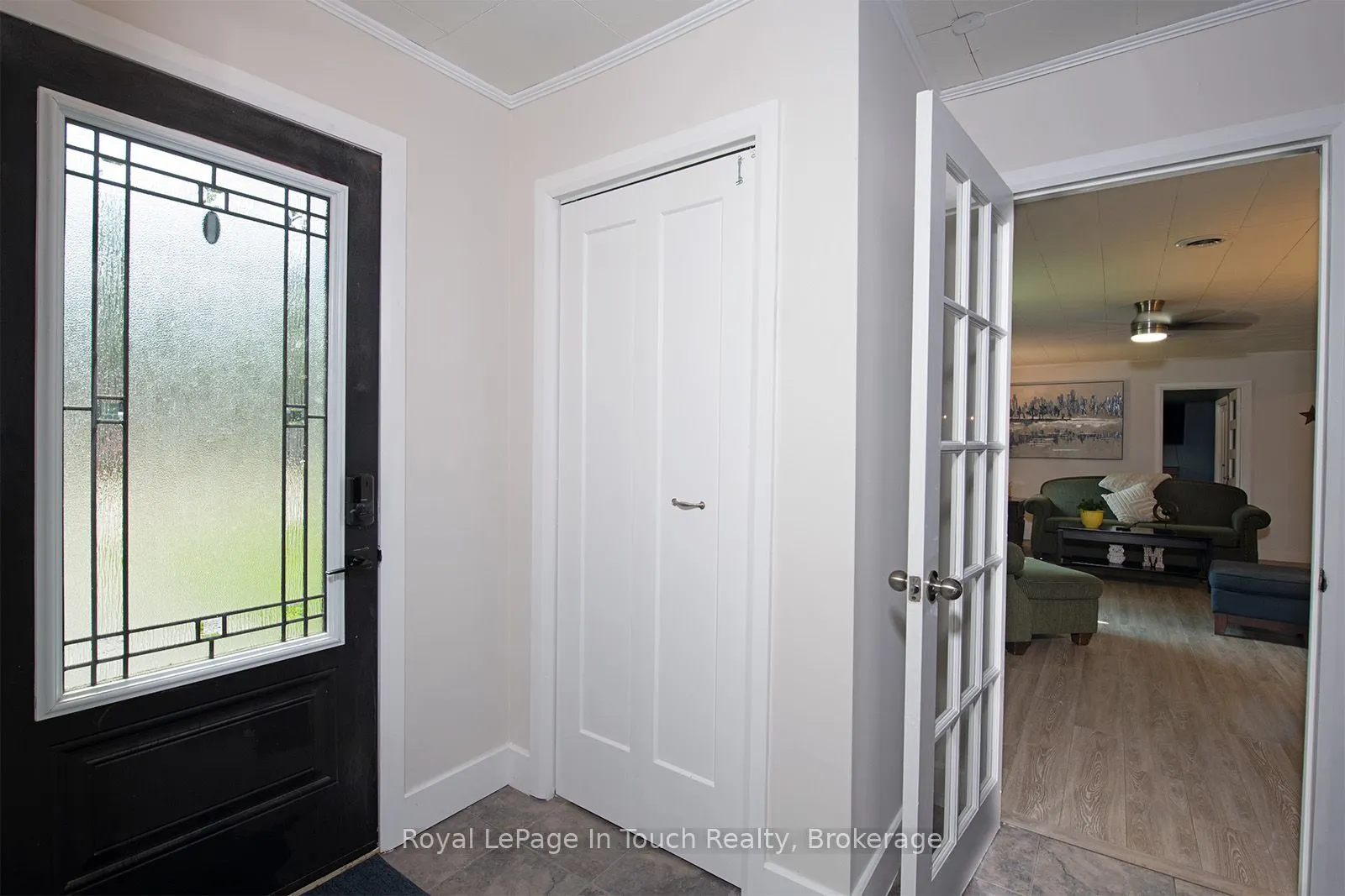 3 Cyril Martin Place