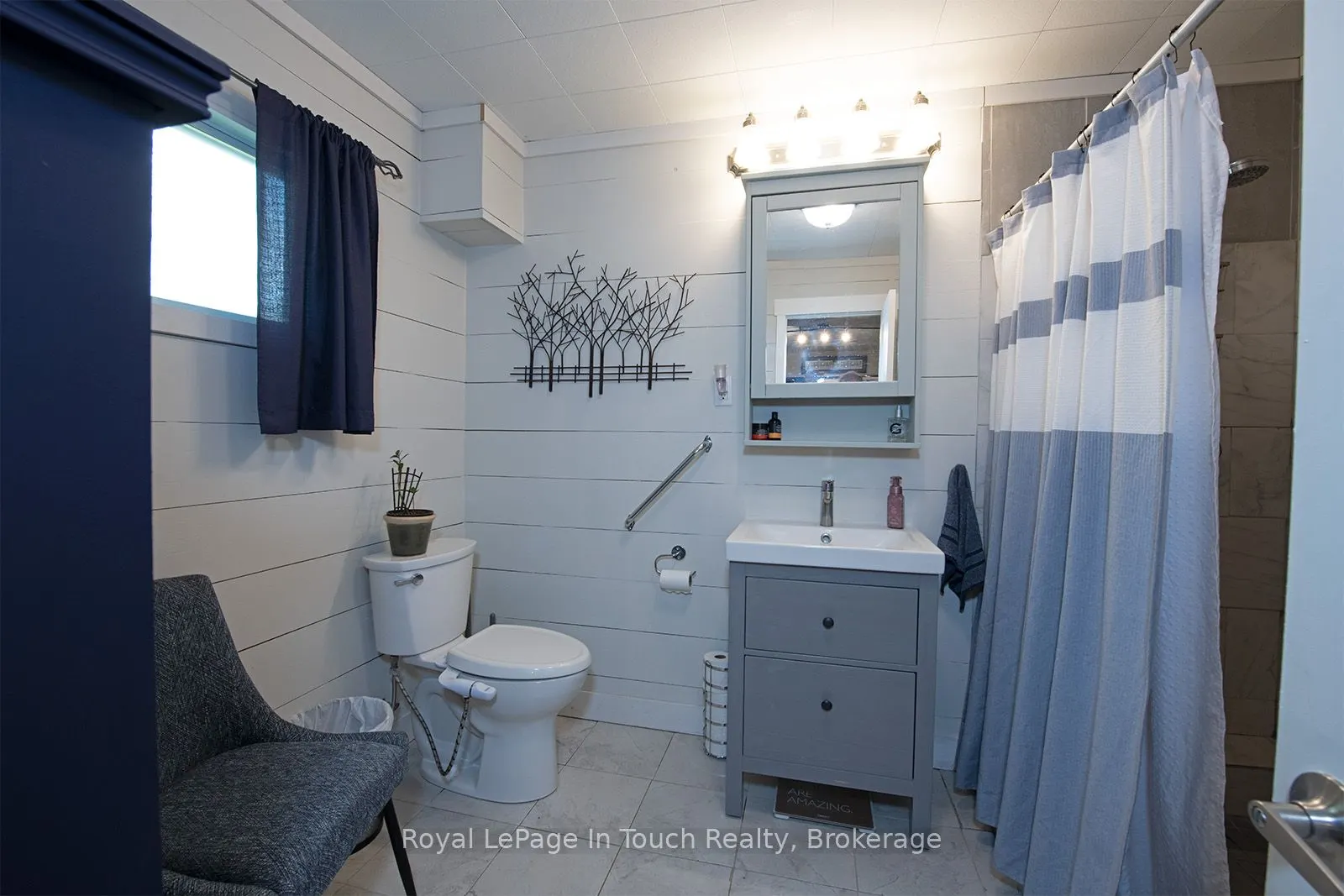 3 Cyril Martin Place