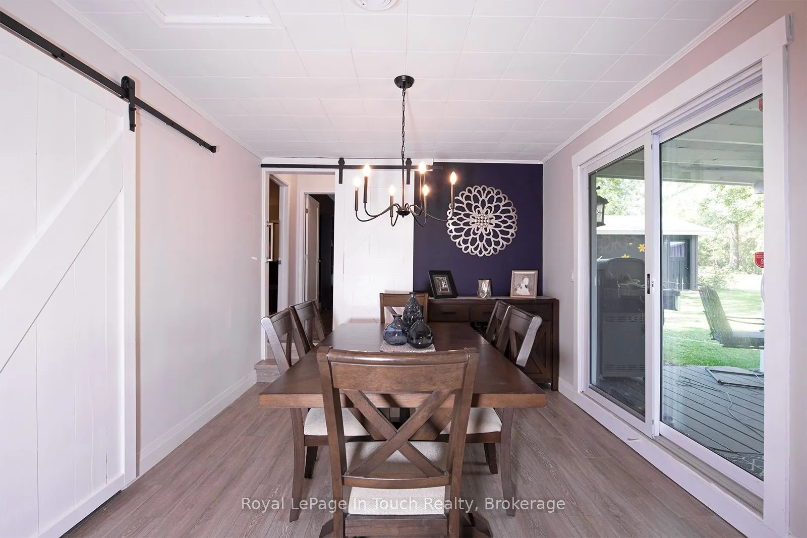 3 Cyril Martin Place