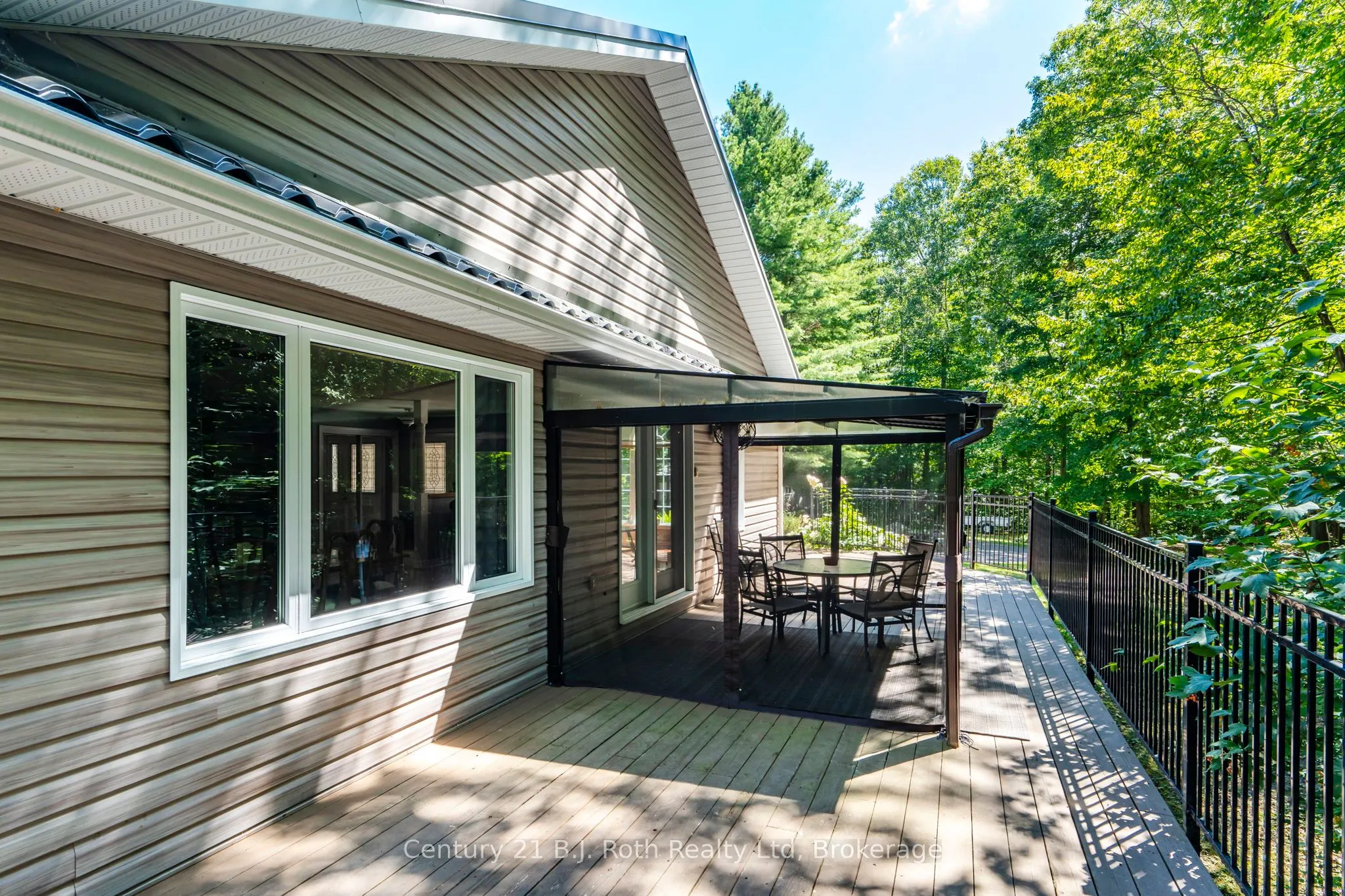 1749 Golf Link Road