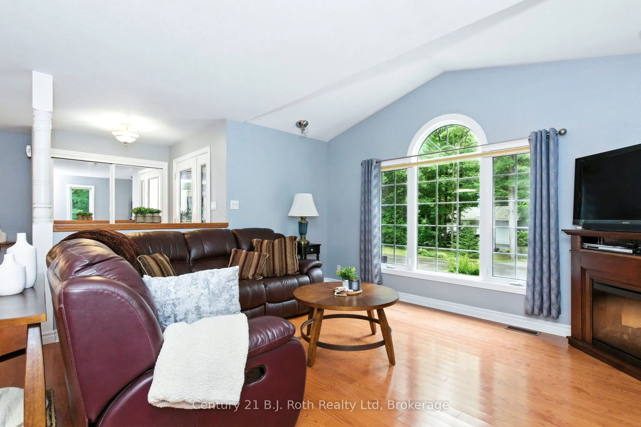 1749 Golf Link Road