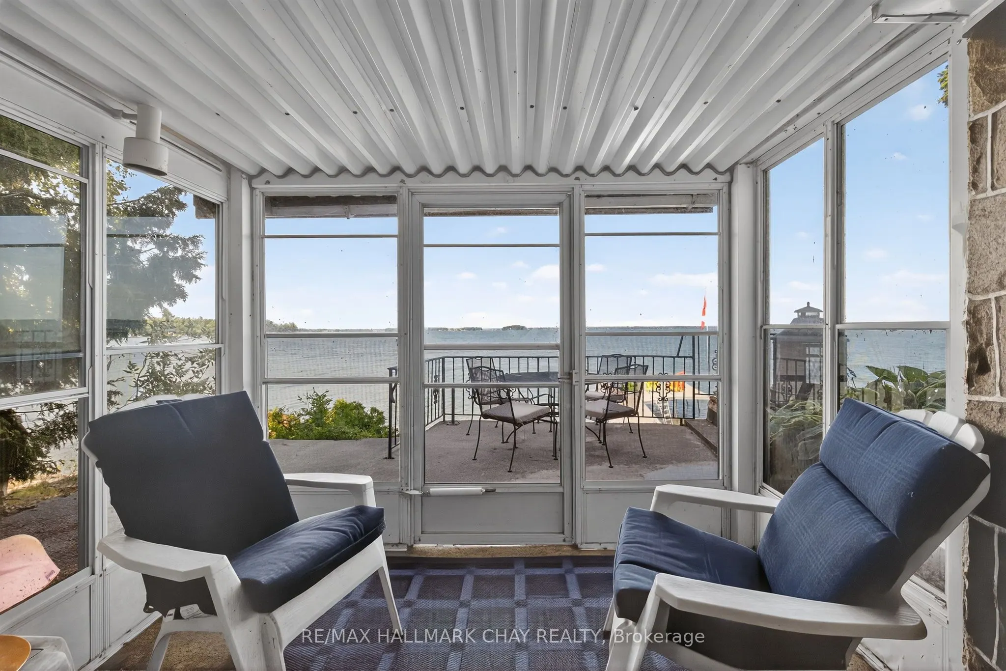 43 Moon Point Drive