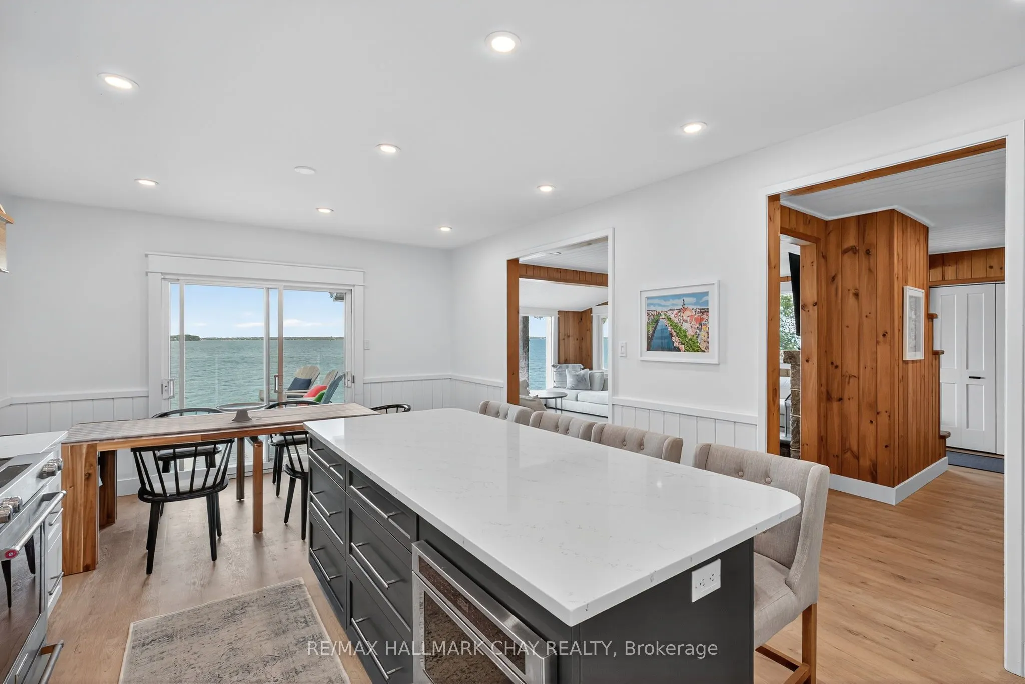 43 Moon Point Drive