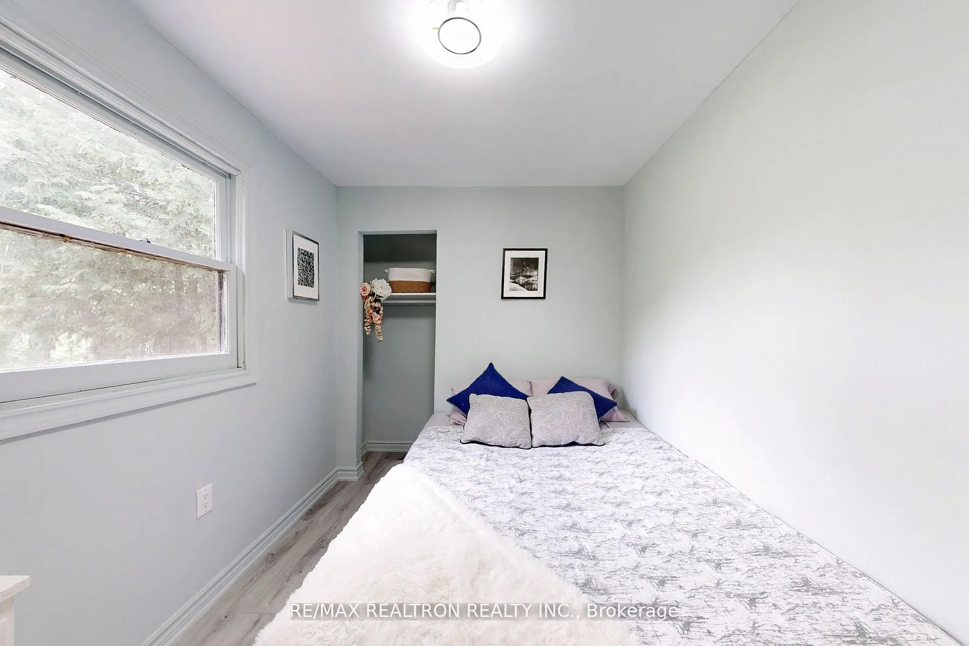 6090 Sheba Drive