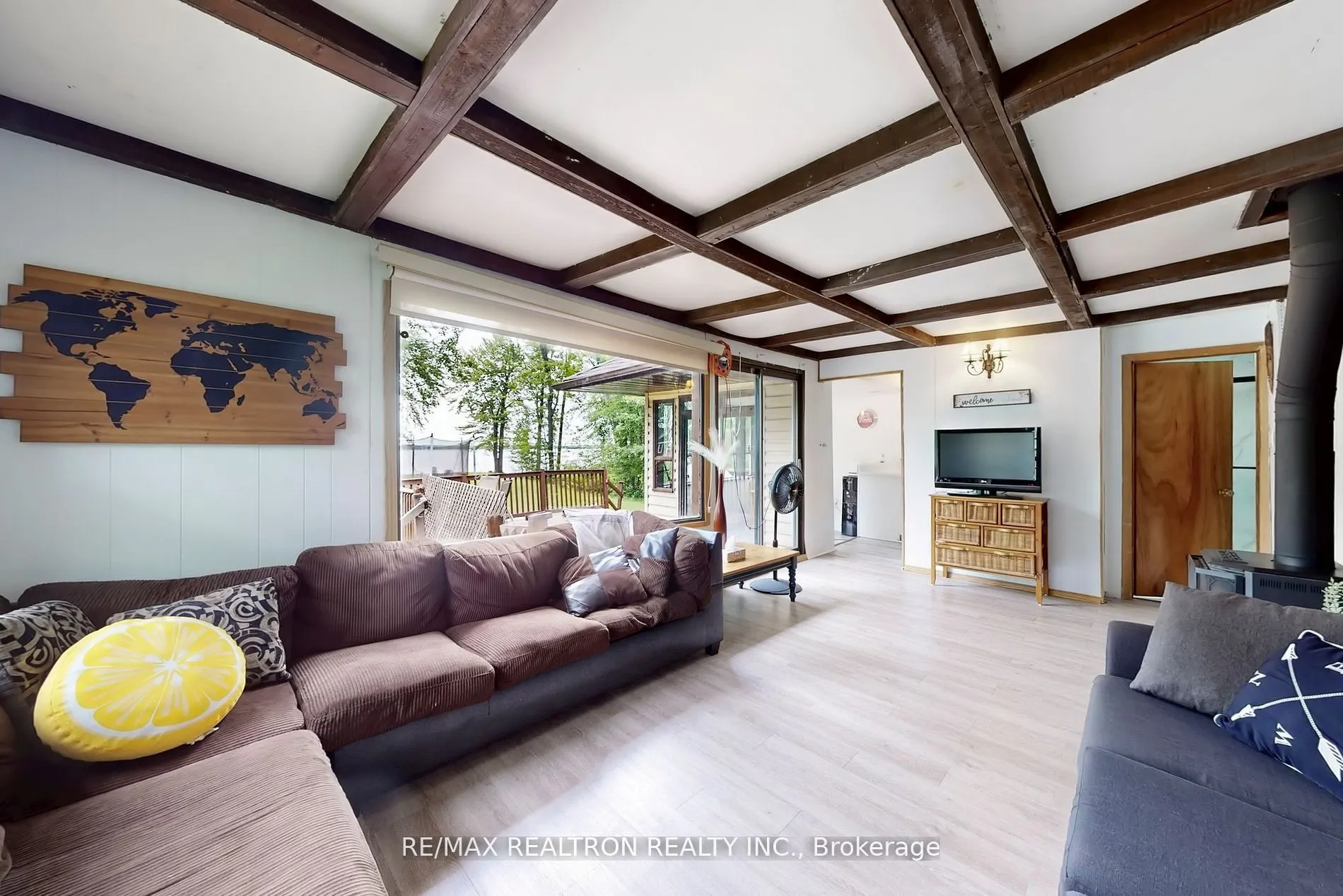 6090 Sheba Drive