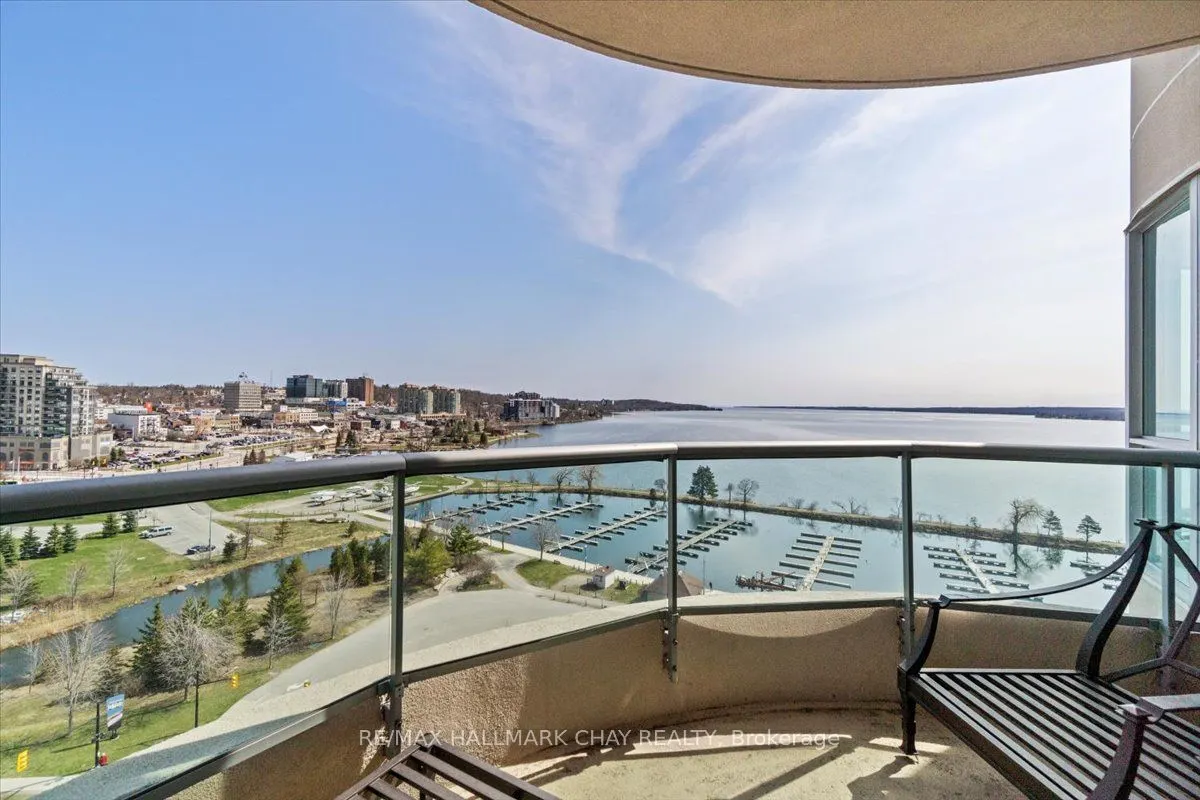 2 Toronto Street, #1209