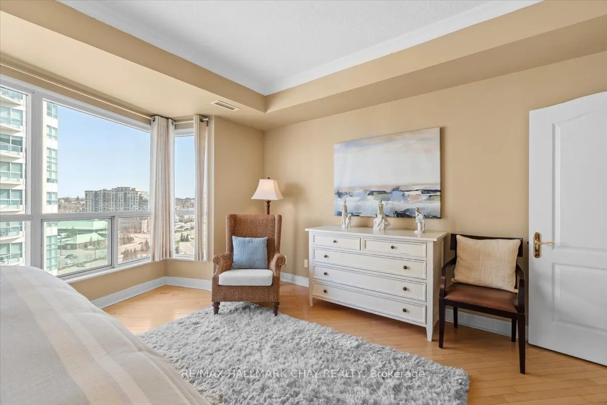 2 Toronto Street, #1209