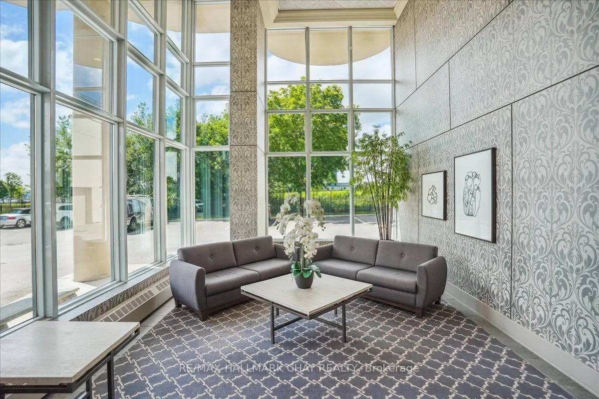 2 Toronto Street, #1209