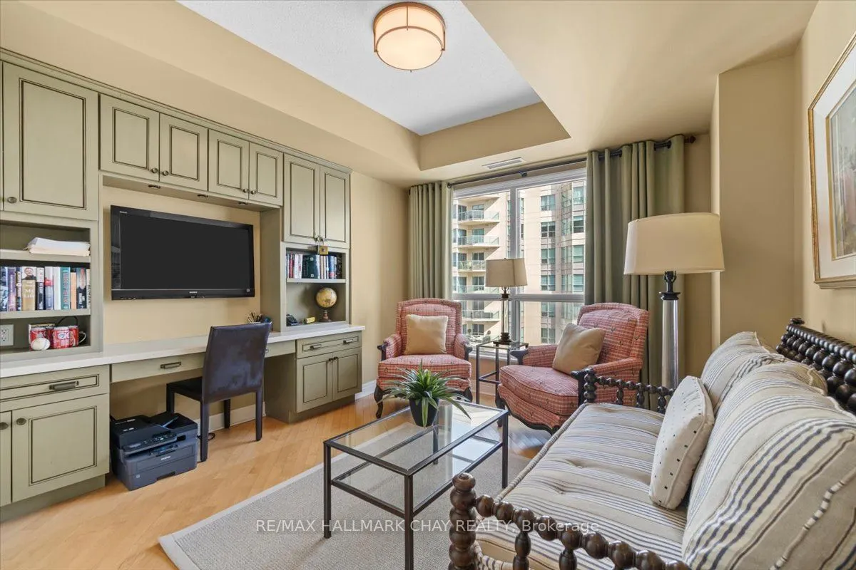 2 Toronto Street, #1209