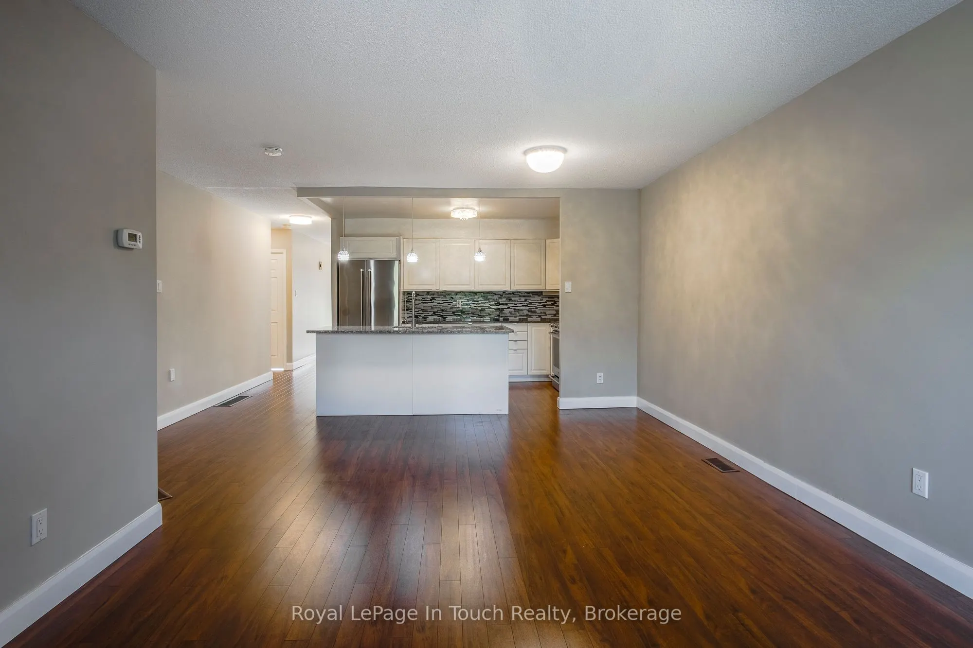 696 King Street, #32