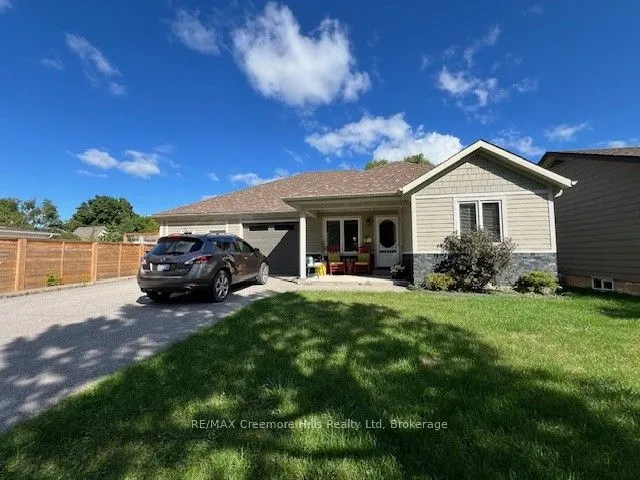 22 Edward Street W, #B