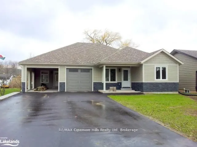 22 Edward Street W, #B