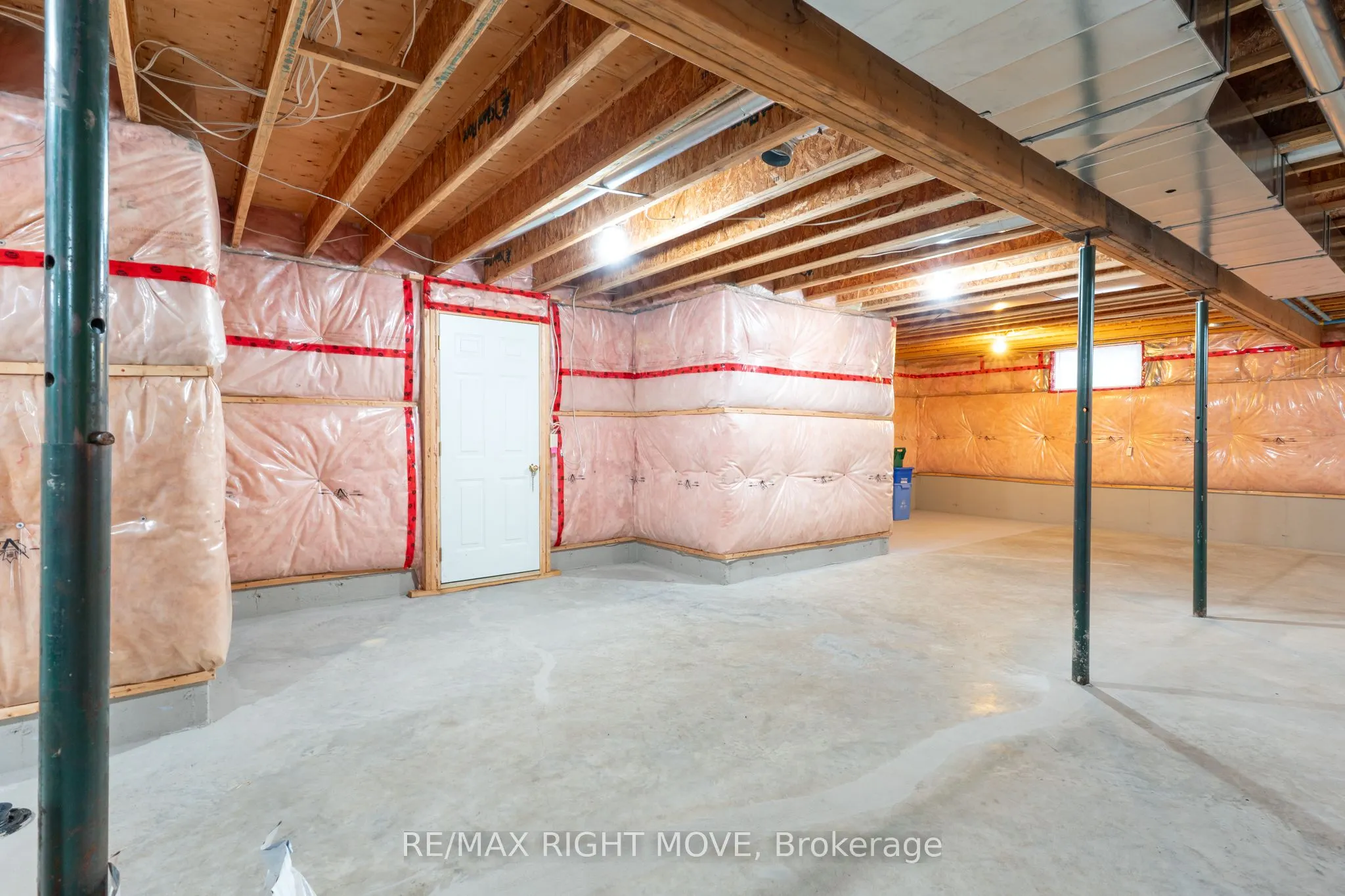 3 Thicketwood Place E