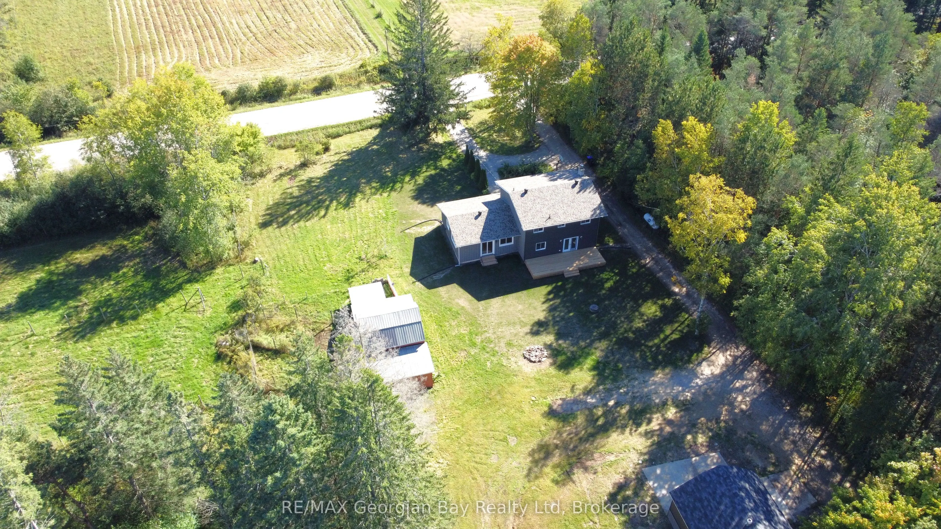 260 Concession 12 Street E