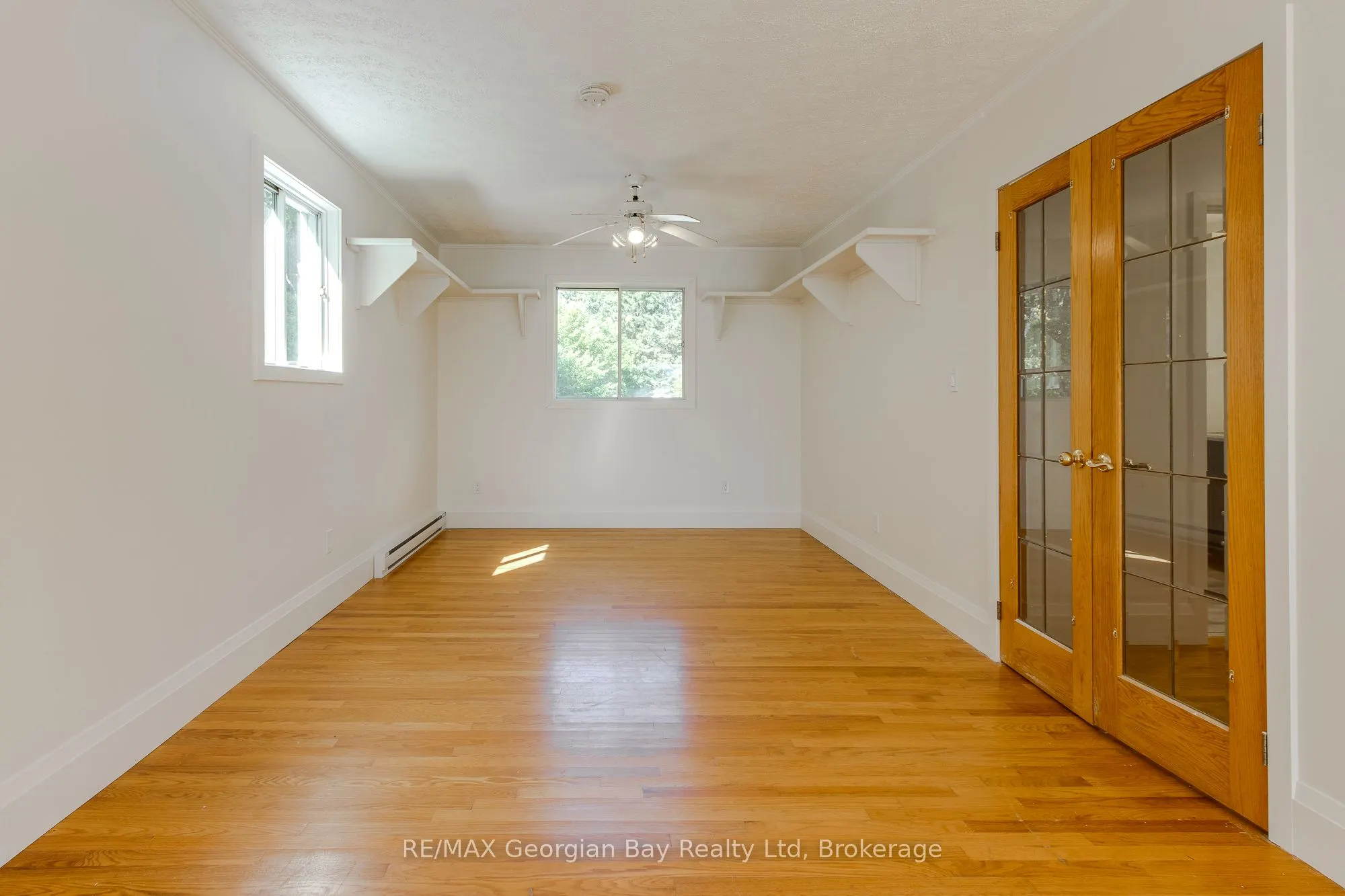 260 Concession 12 Street E