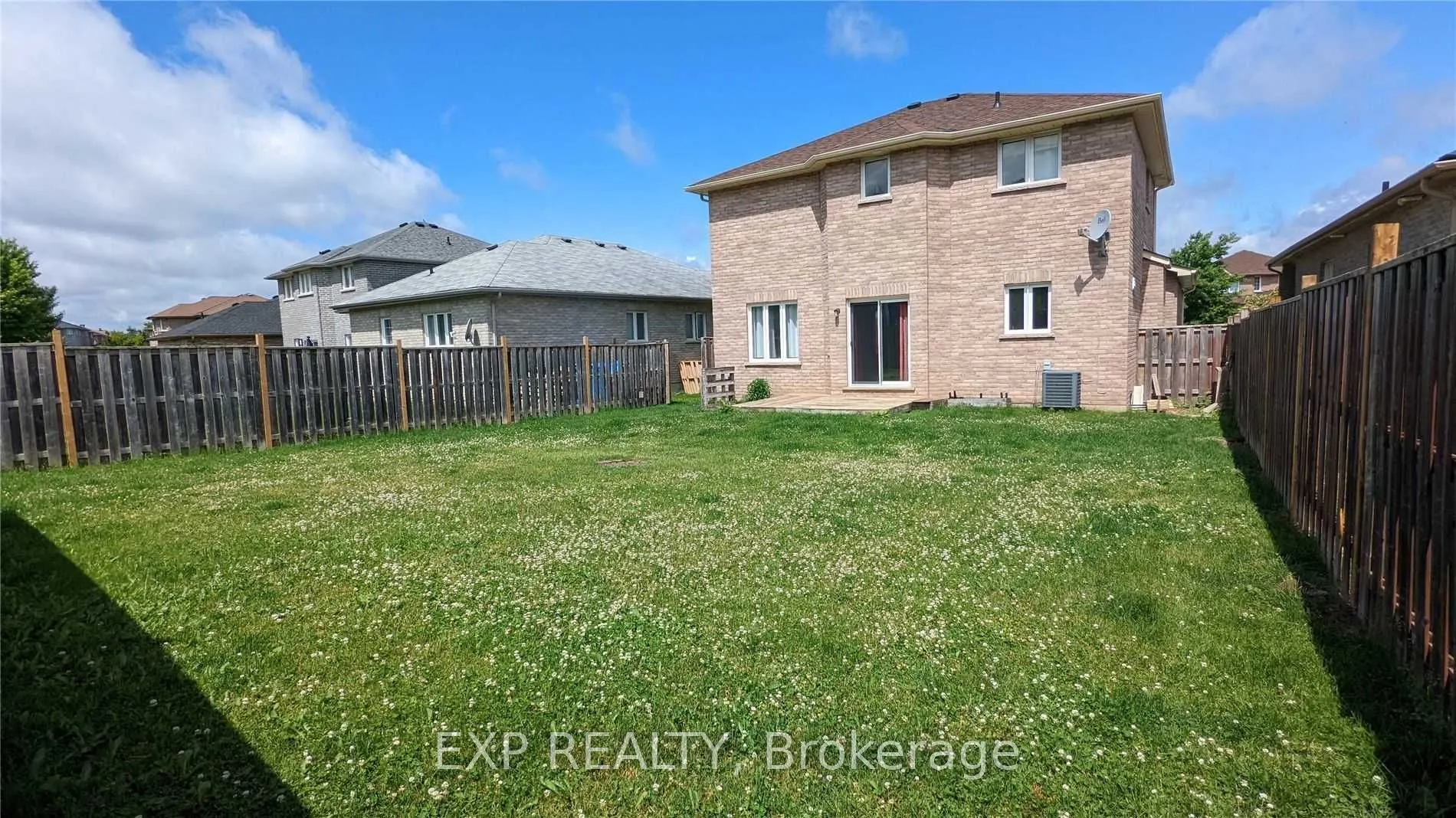 277 Country Lane