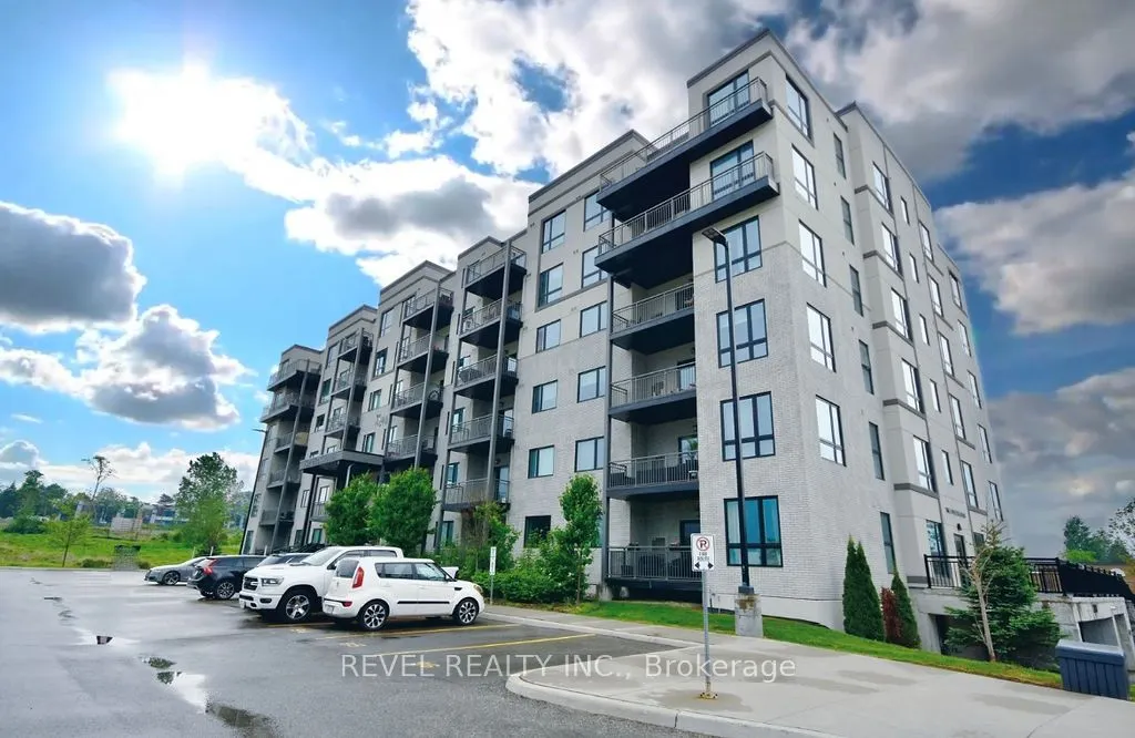 299 Cundles Road E, #208