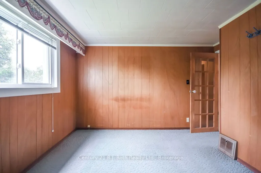 377 Barrie Road