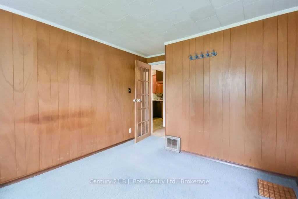 377 Barrie Road