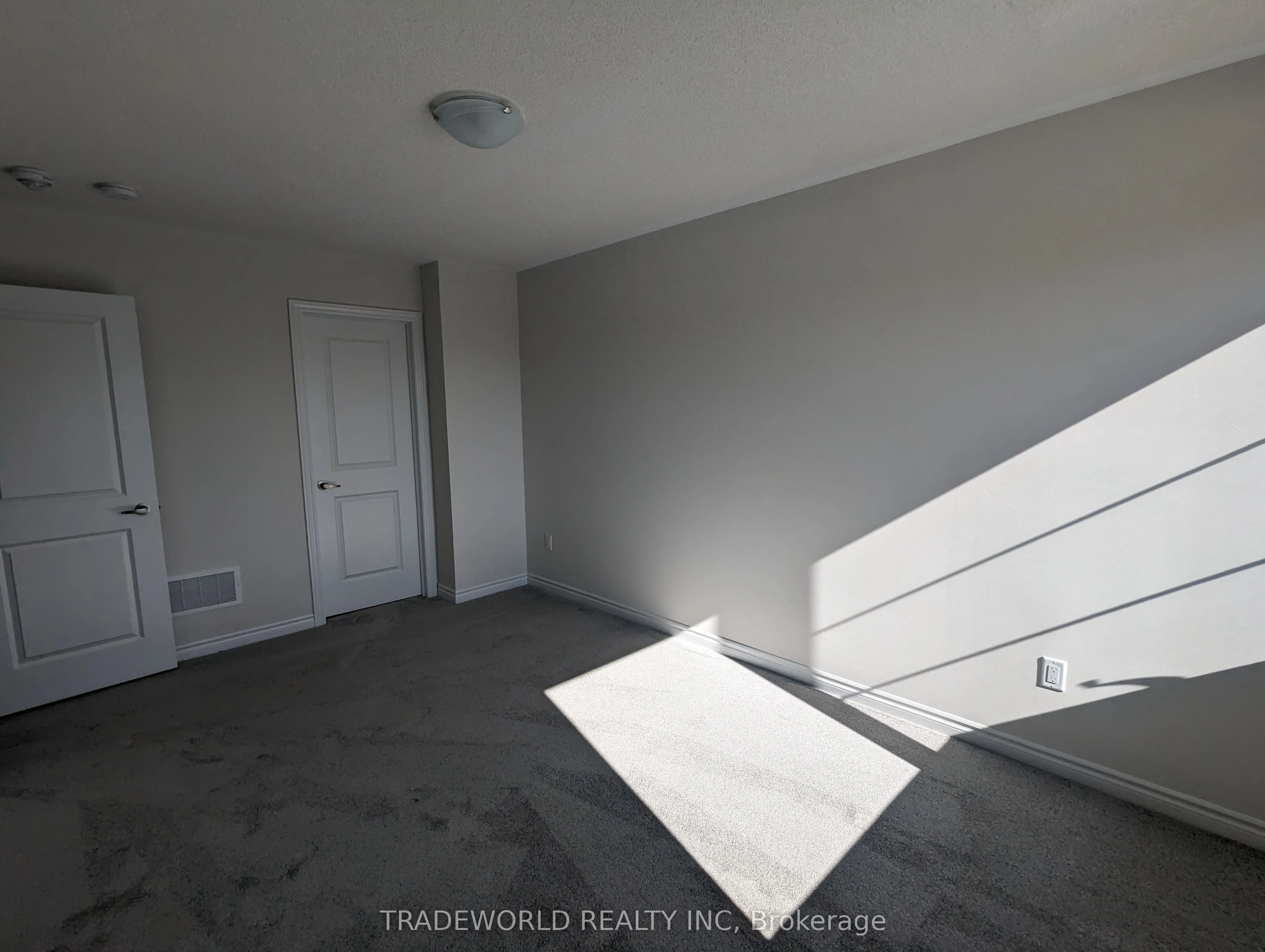 1 Tran Street