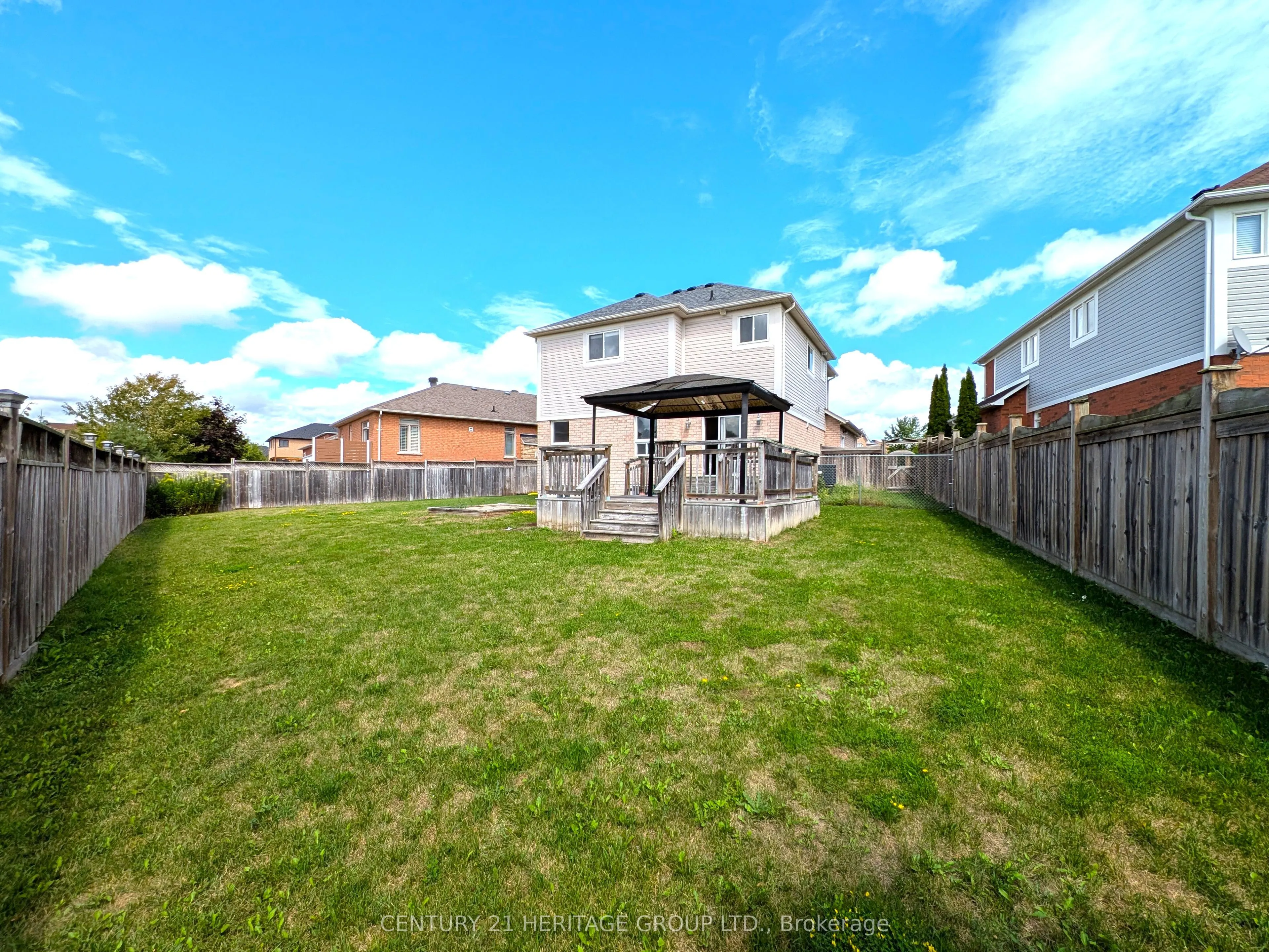 18 Tudor Crescent