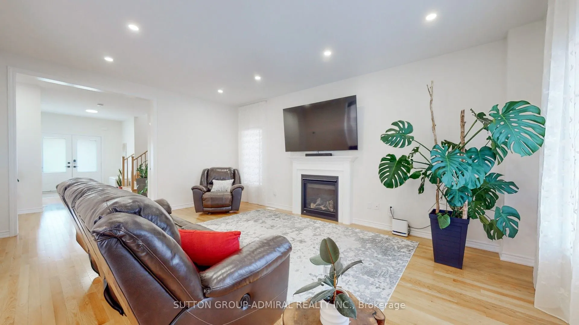 3 Cypress Point Street