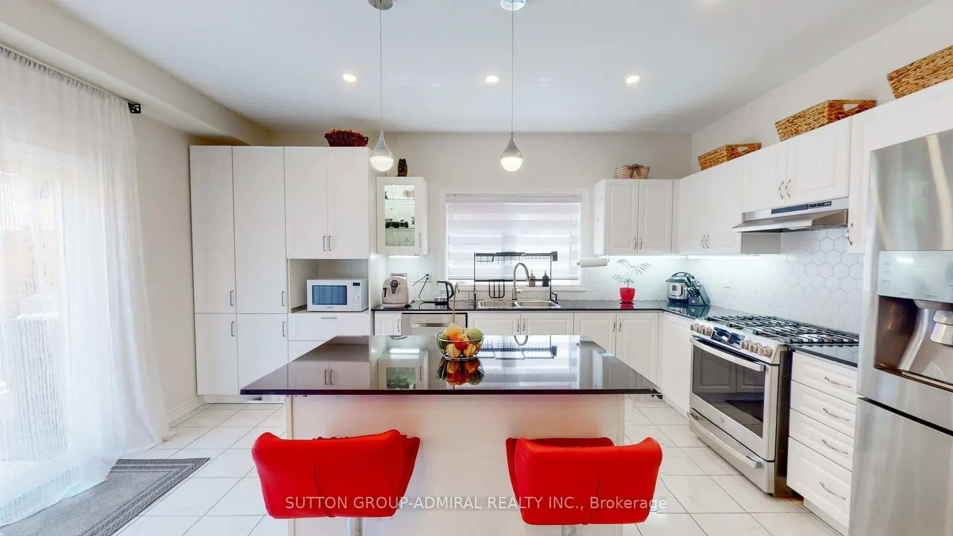 3 Cypress Point Street
