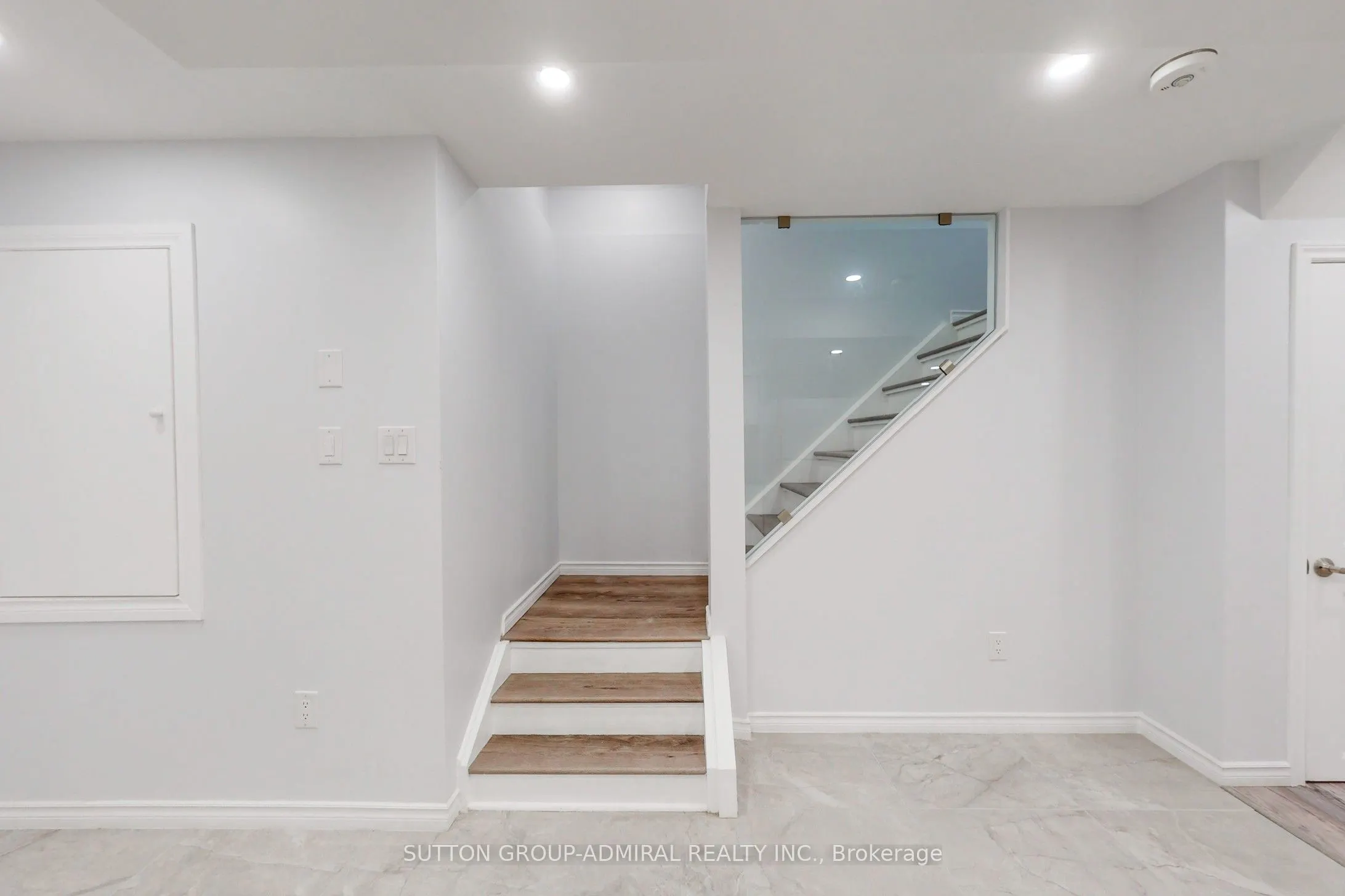 3 Cypress Point Street