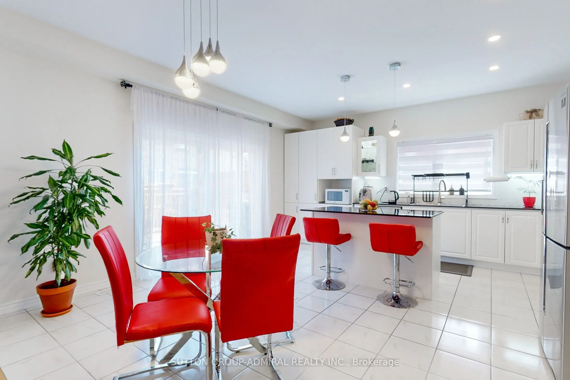 3 Cypress Point Street