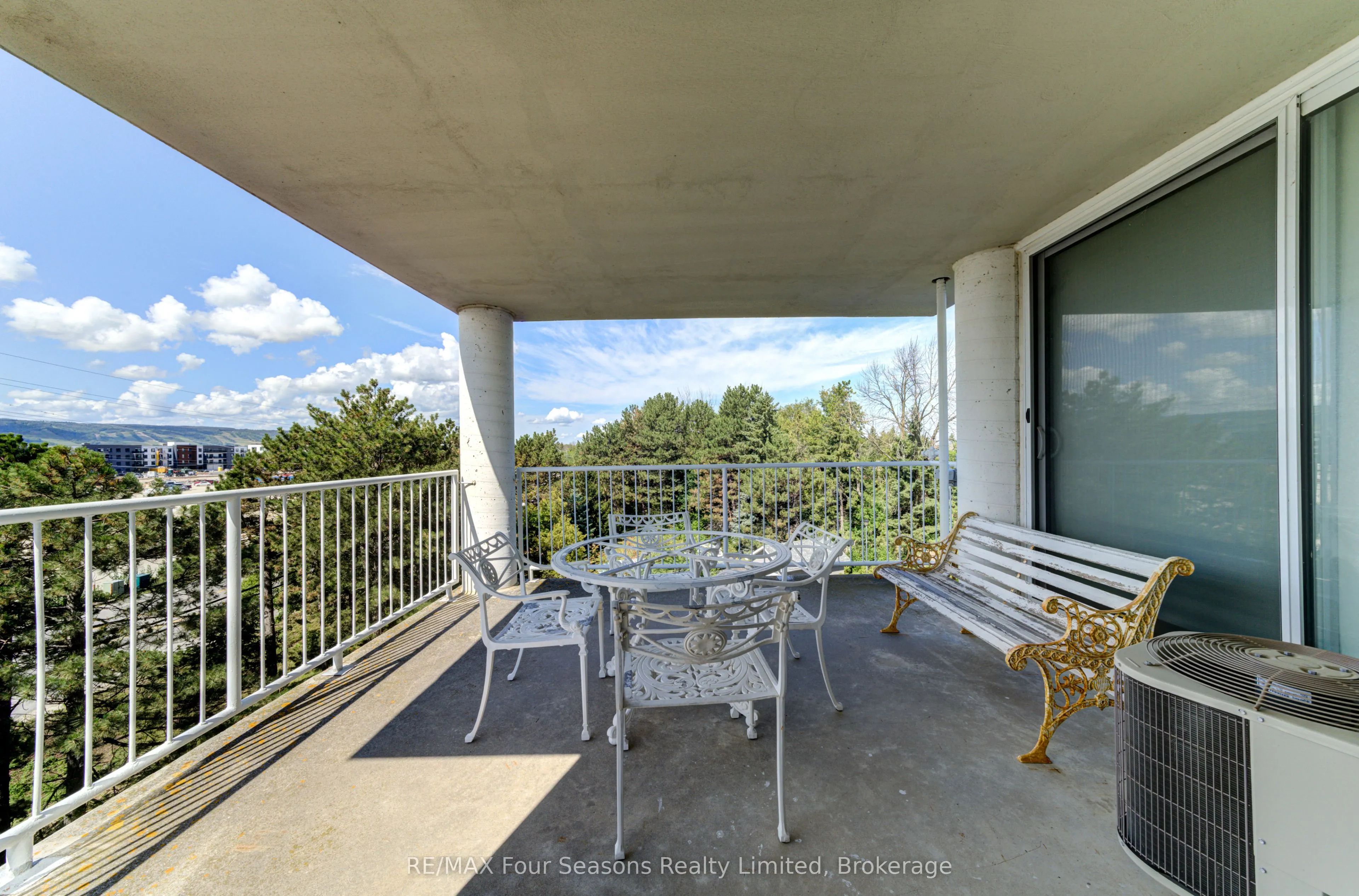24 Ramblings Way, #501
