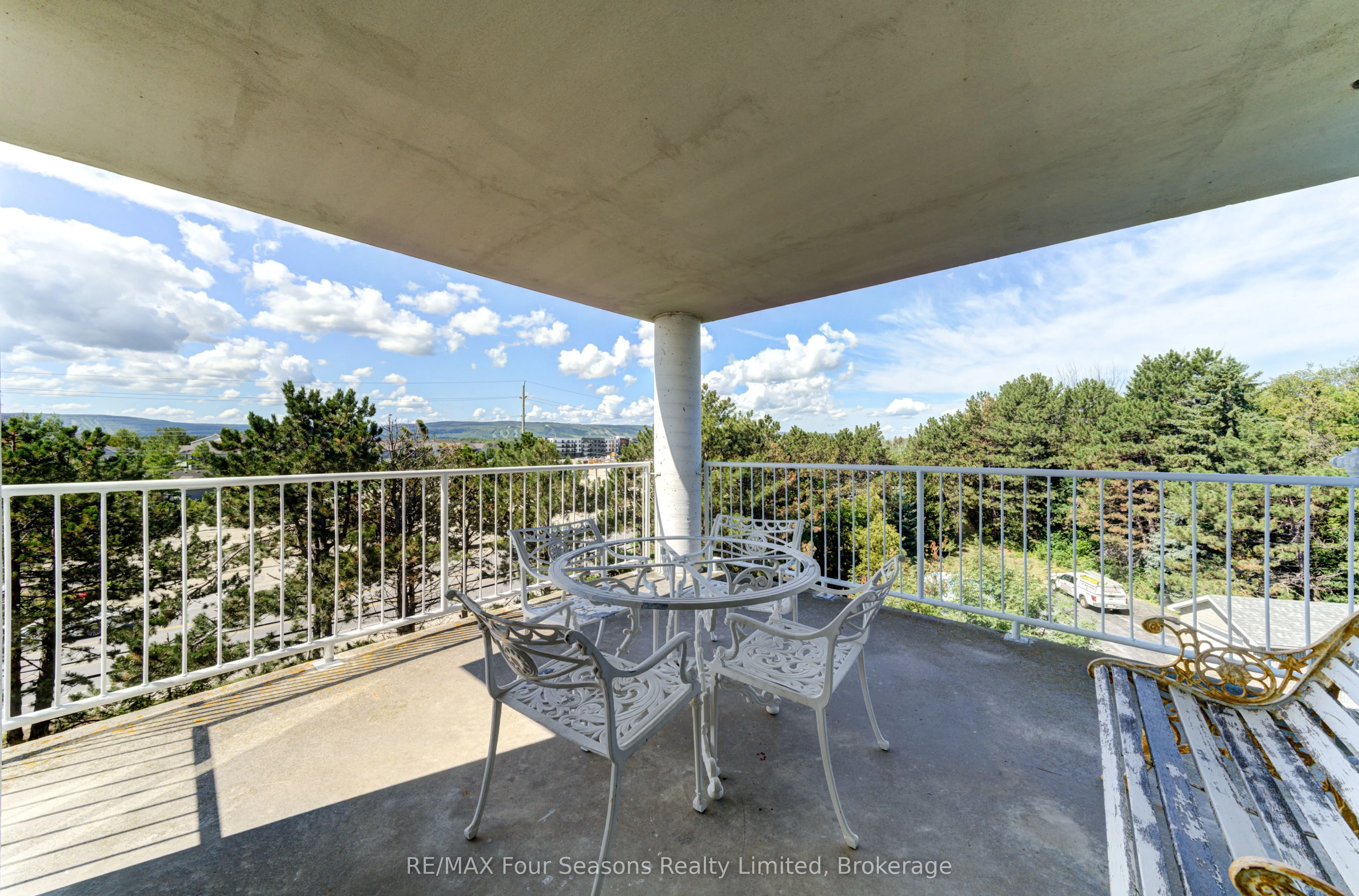 24 Ramblings Way, #501