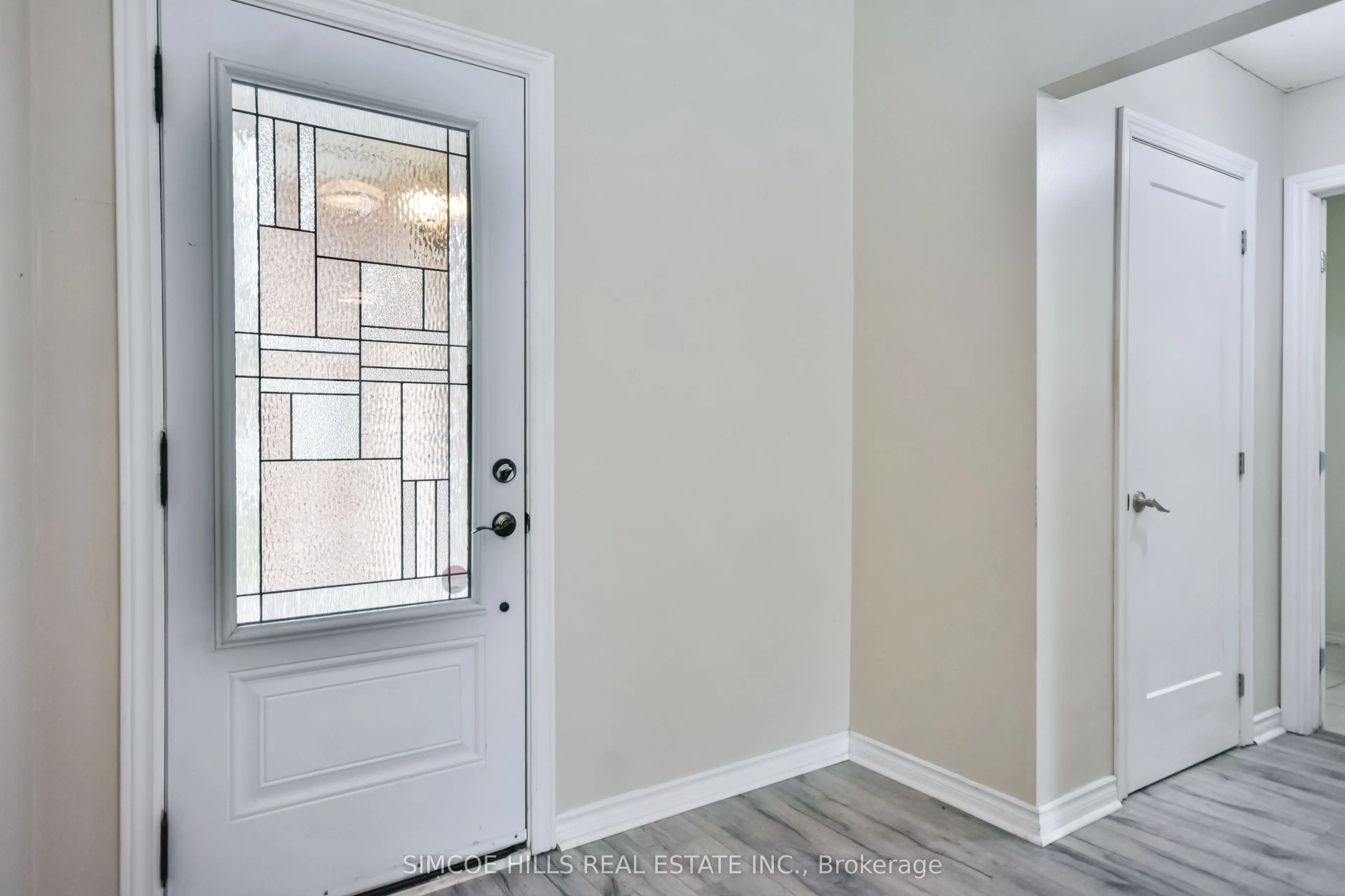 256 Hickling Trail