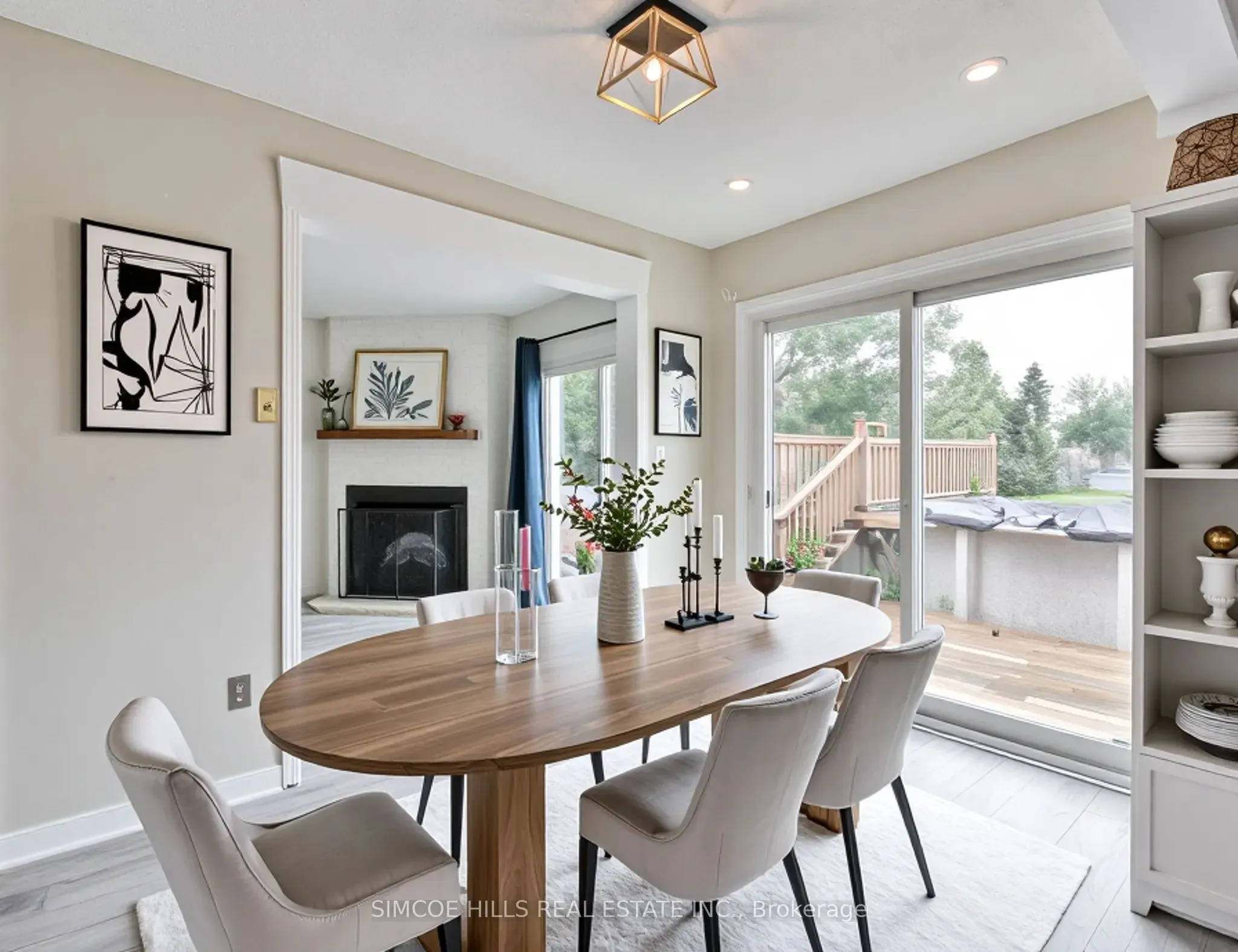 256 Hickling Trail