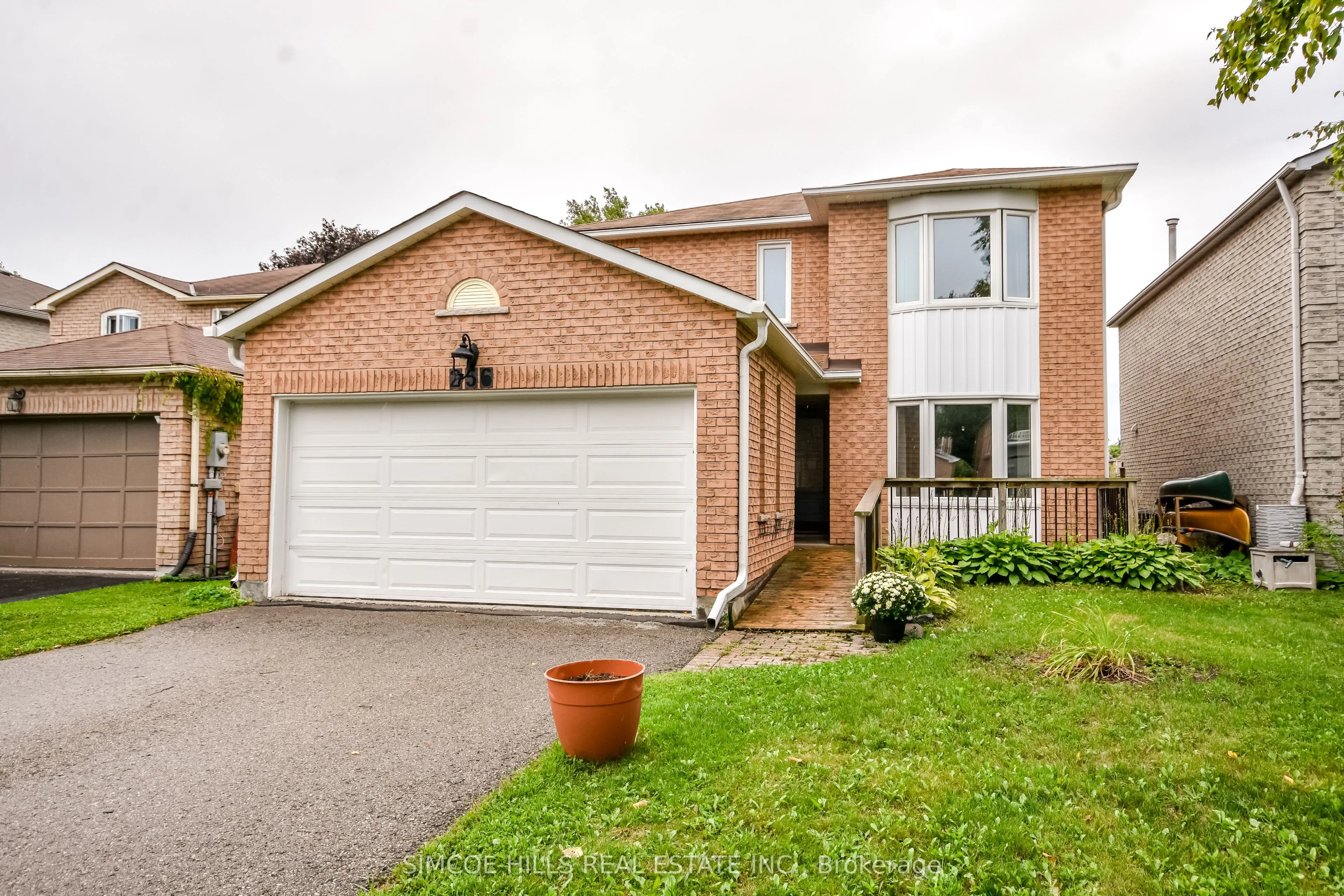 256 Hickling Trail