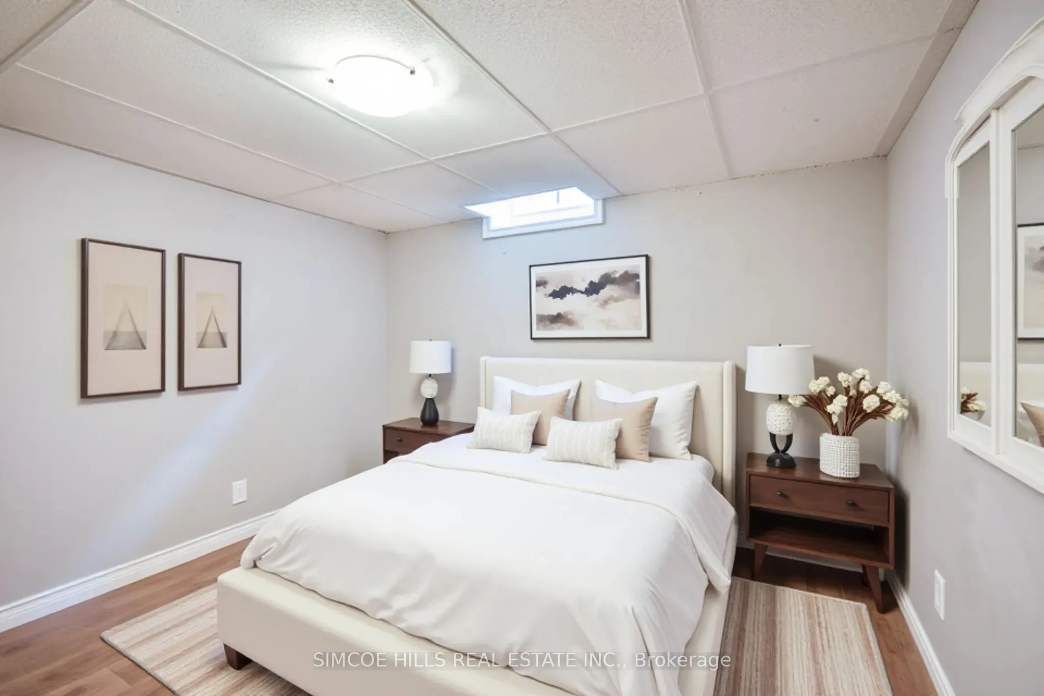 256 Hickling Trail