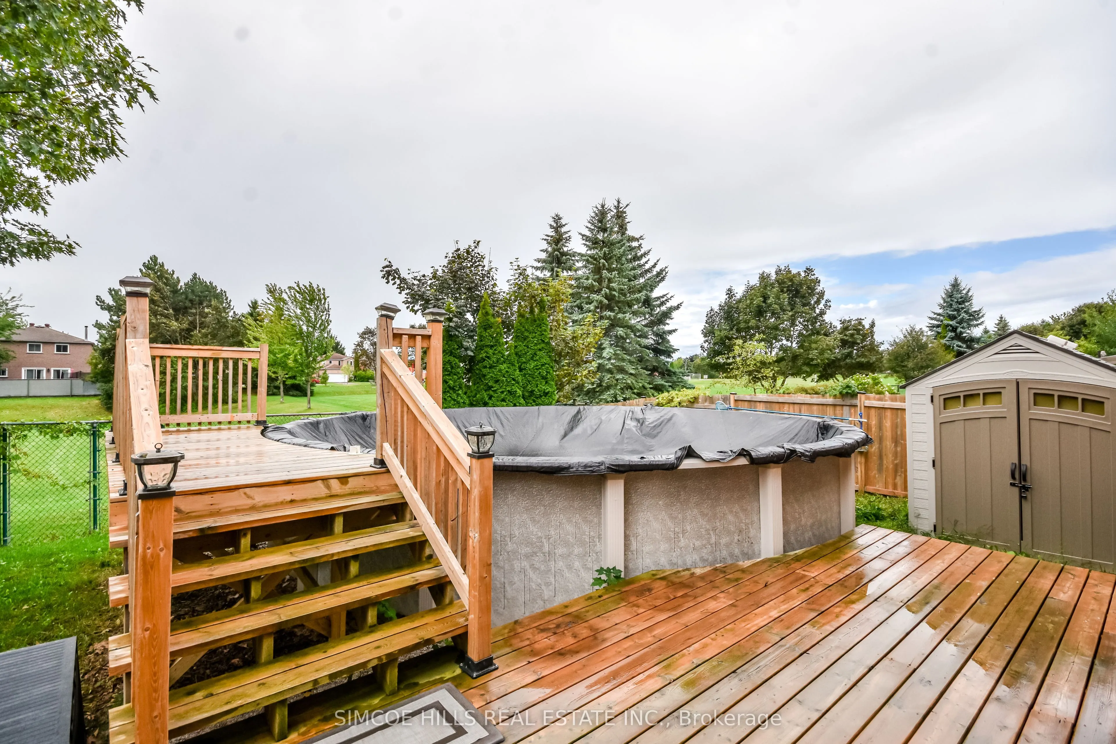 256 Hickling Trail