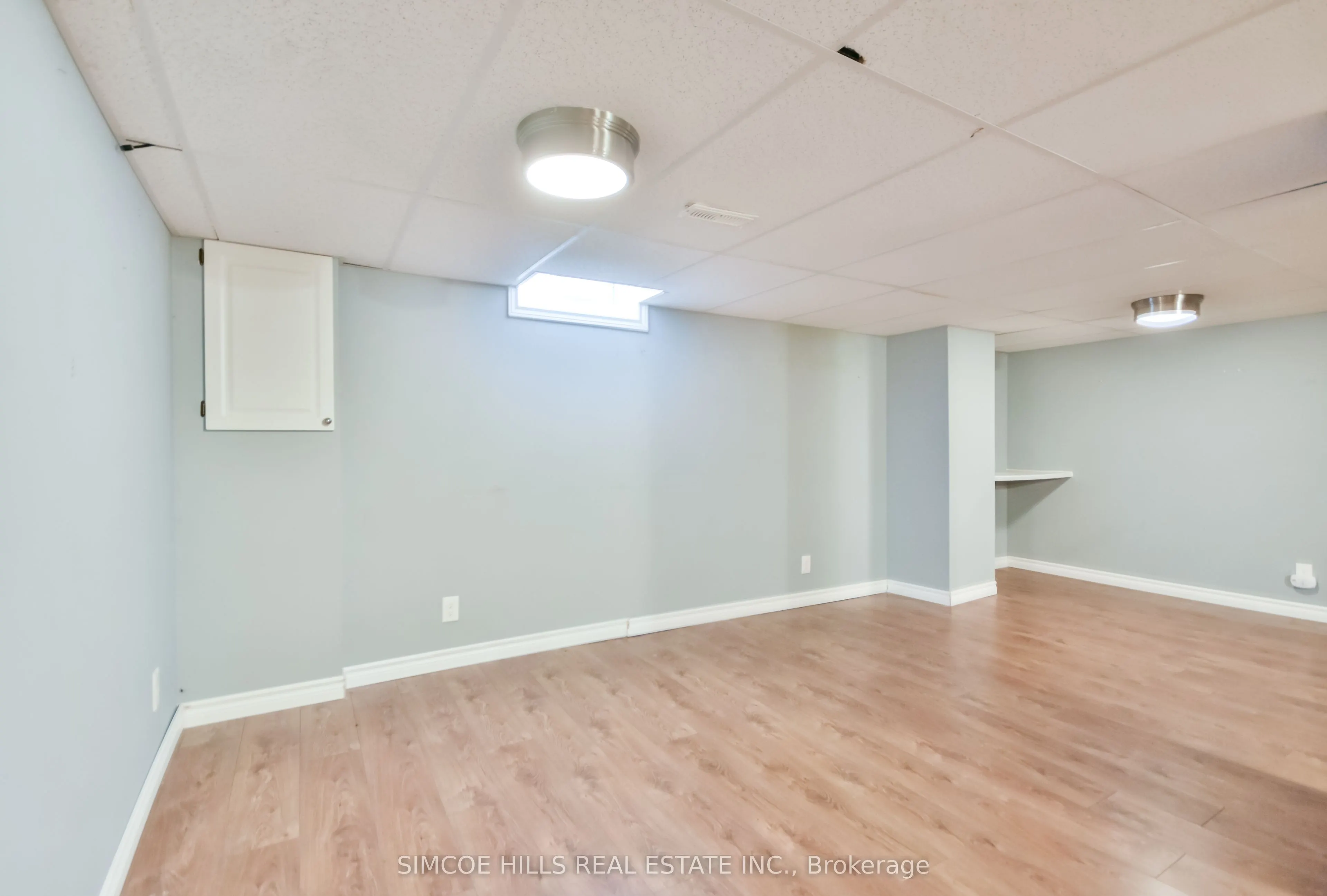 256 Hickling Trail