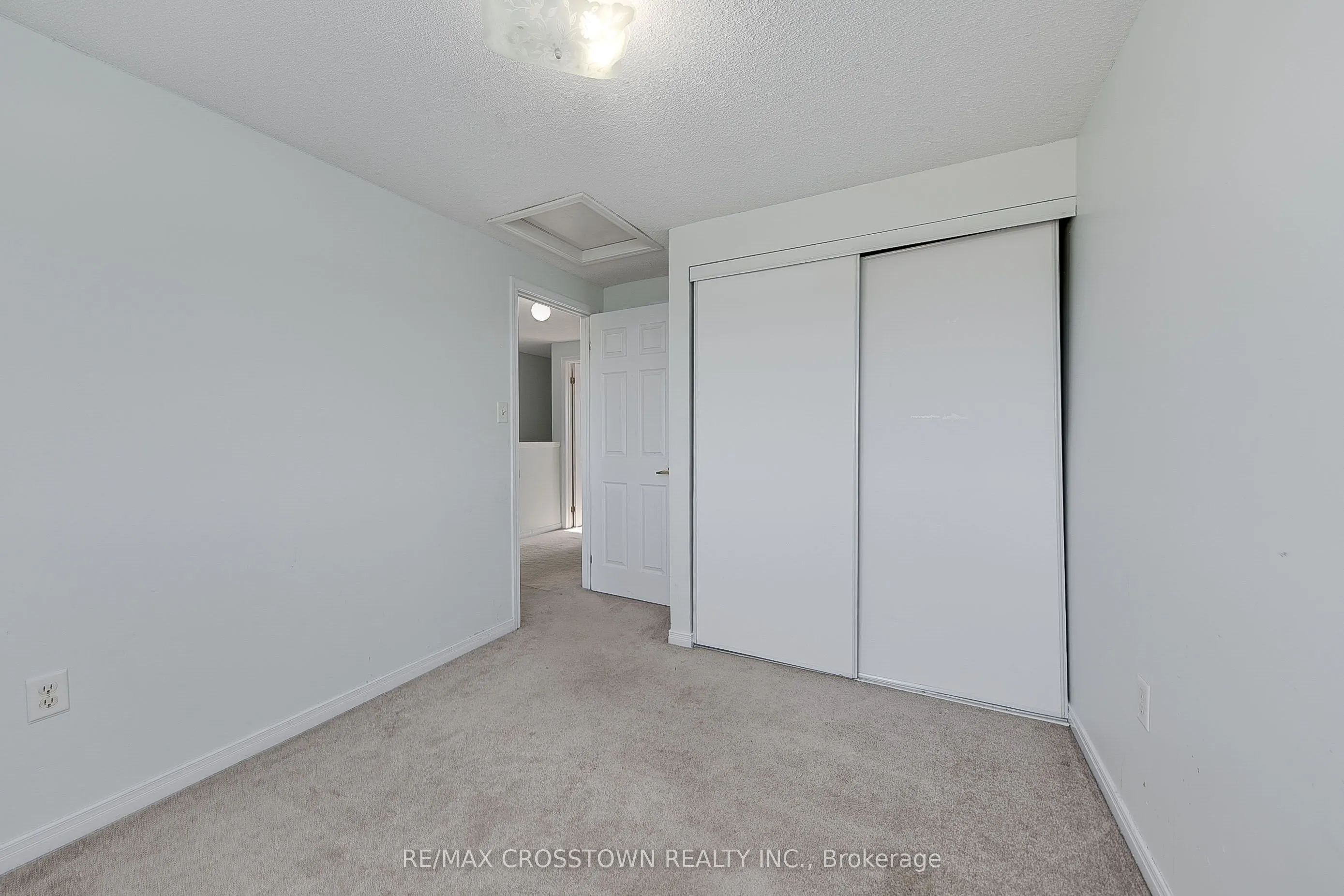 37 GOODWIN Drive