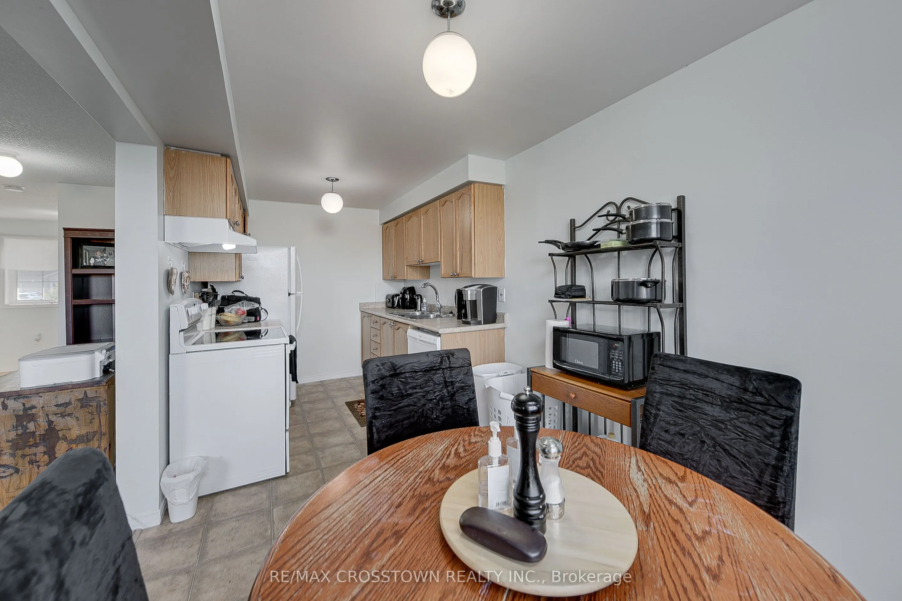 37 GOODWIN Drive
