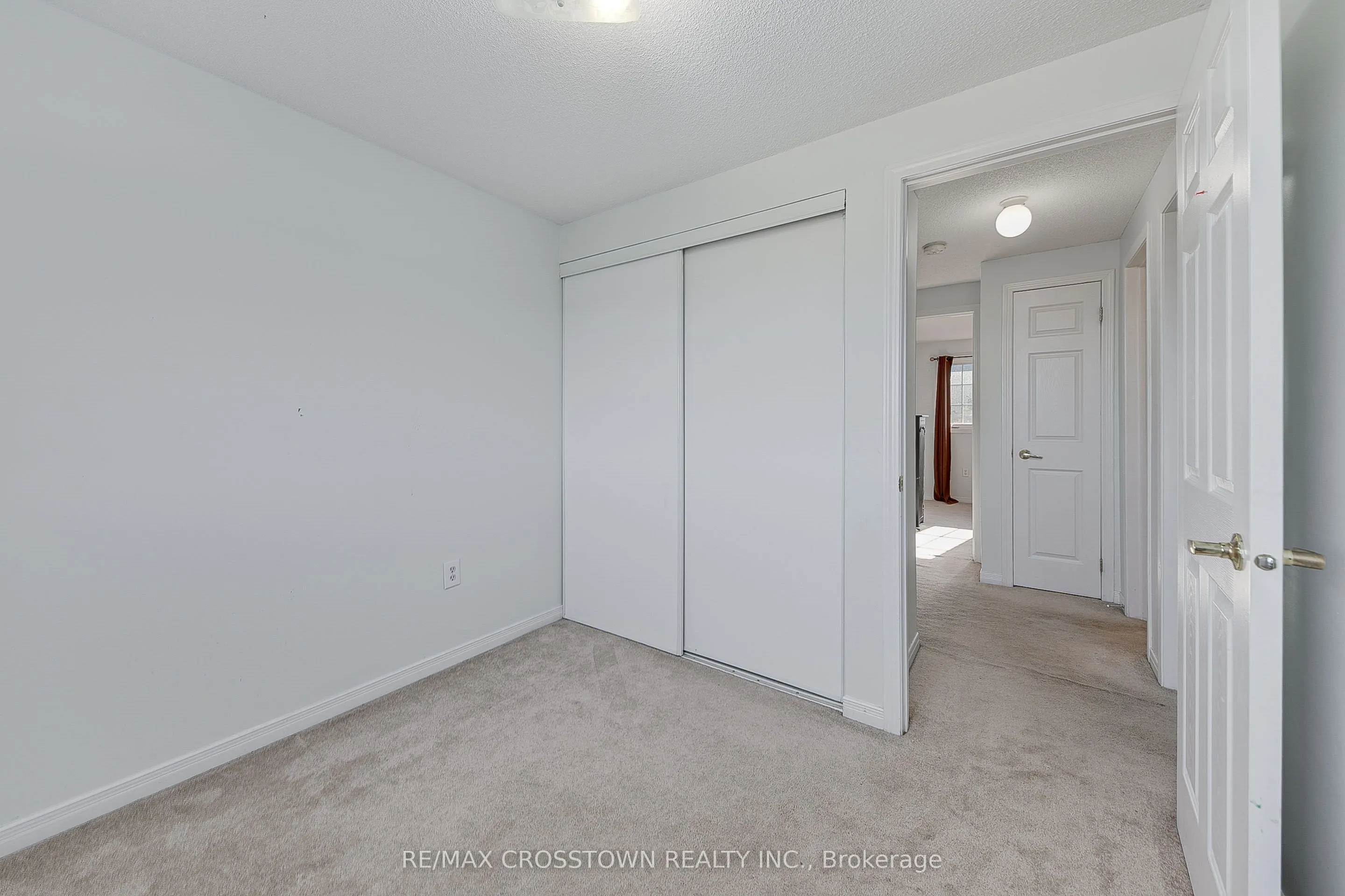 37 GOODWIN Drive