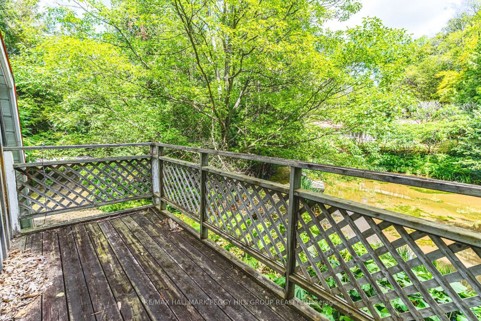 8275 County Rd 9