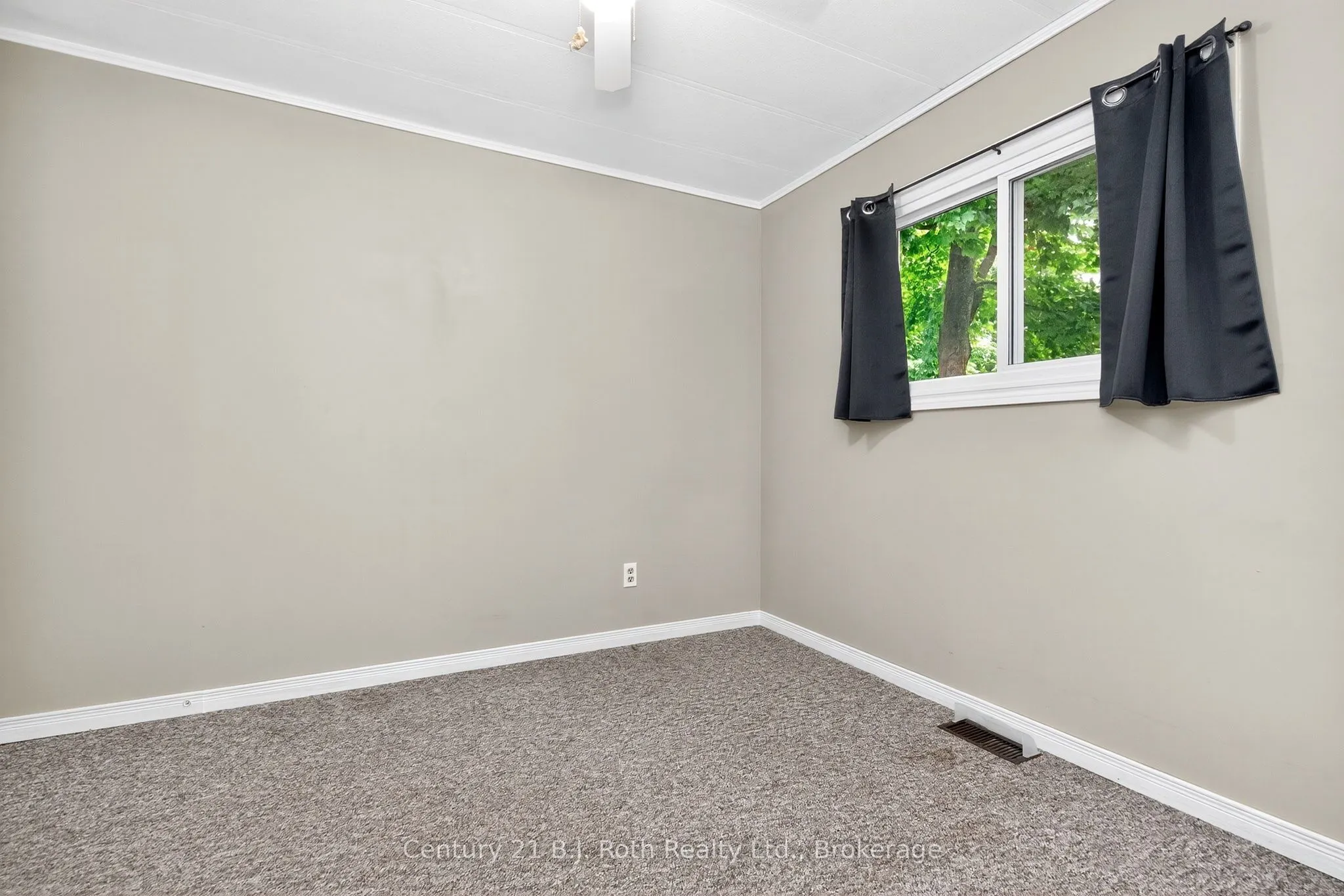 5263 Elliott Side Road, #49