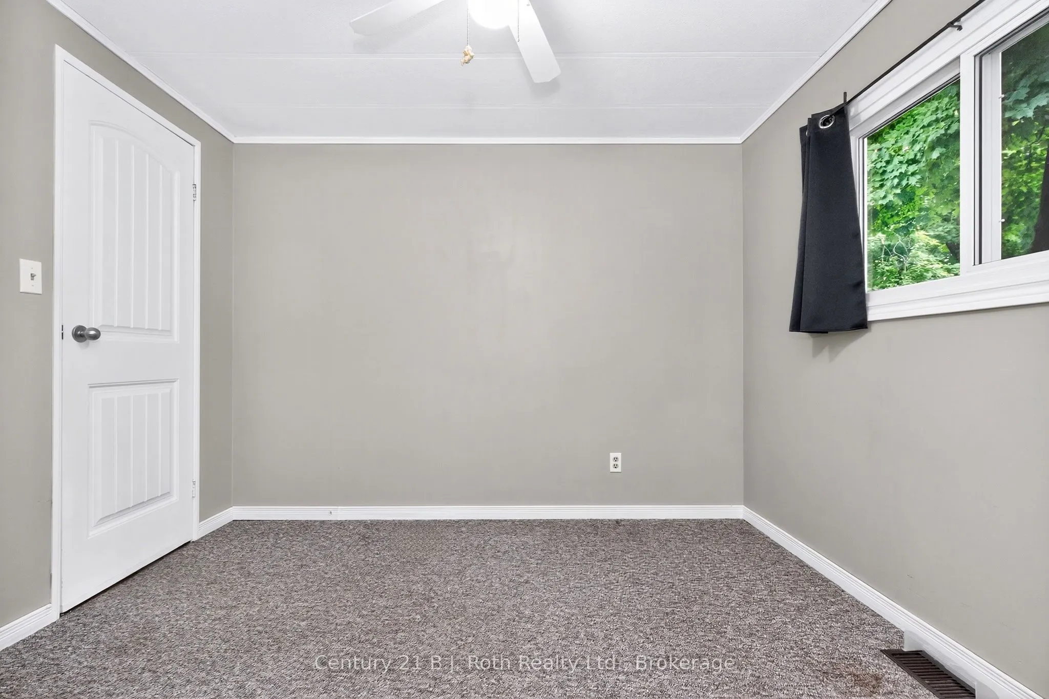 5263 Elliott Side Road, #49