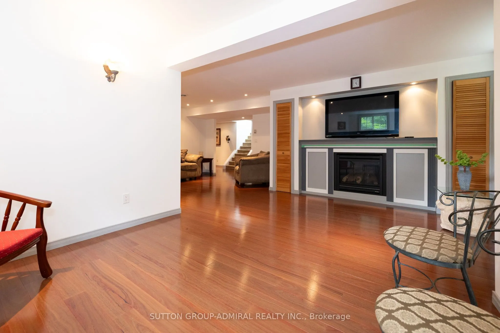 235 Bayshore Drive, Rr 3 Drive